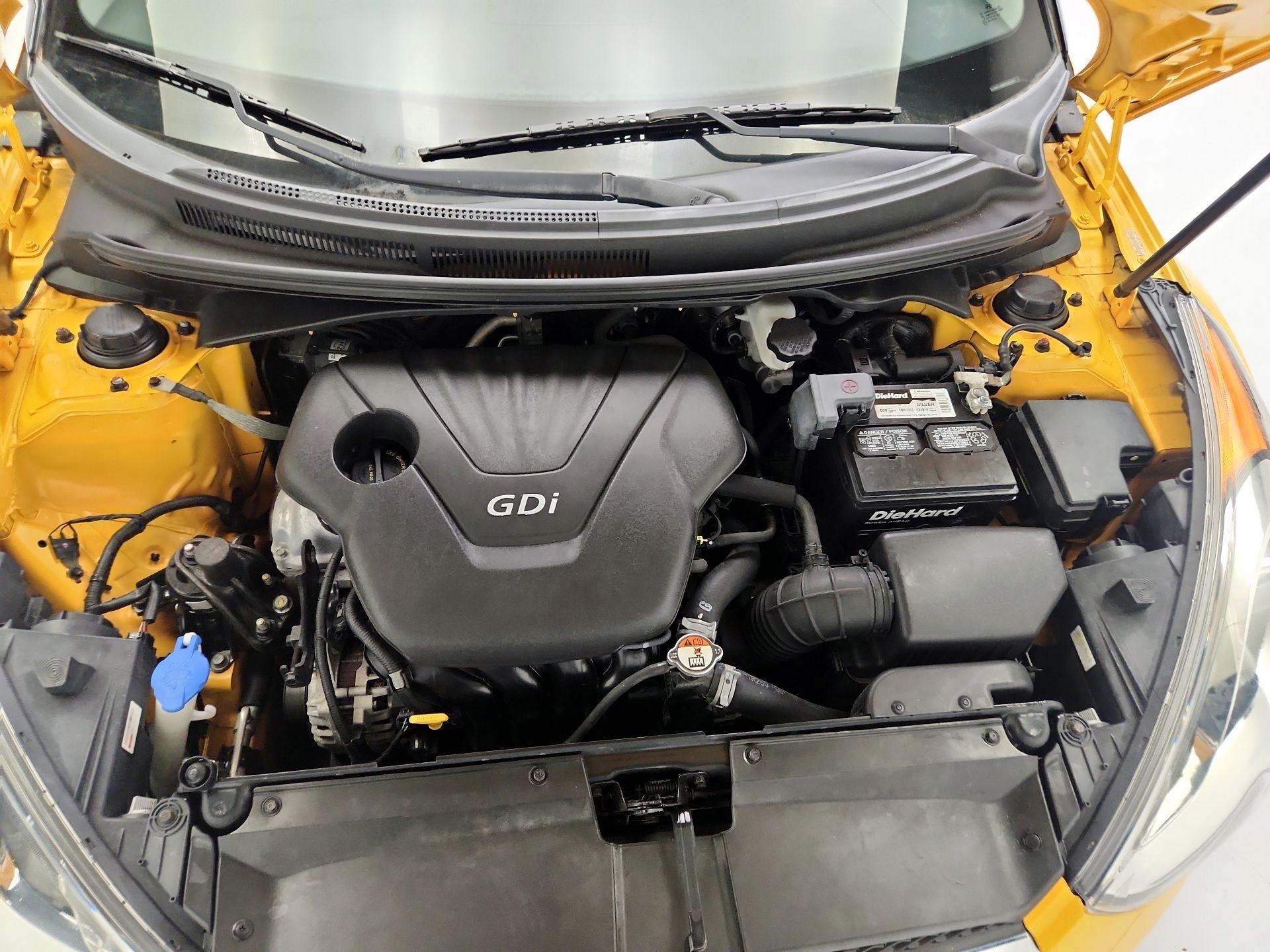 Thumbnail: 2015 Hyundai Veloster - 20