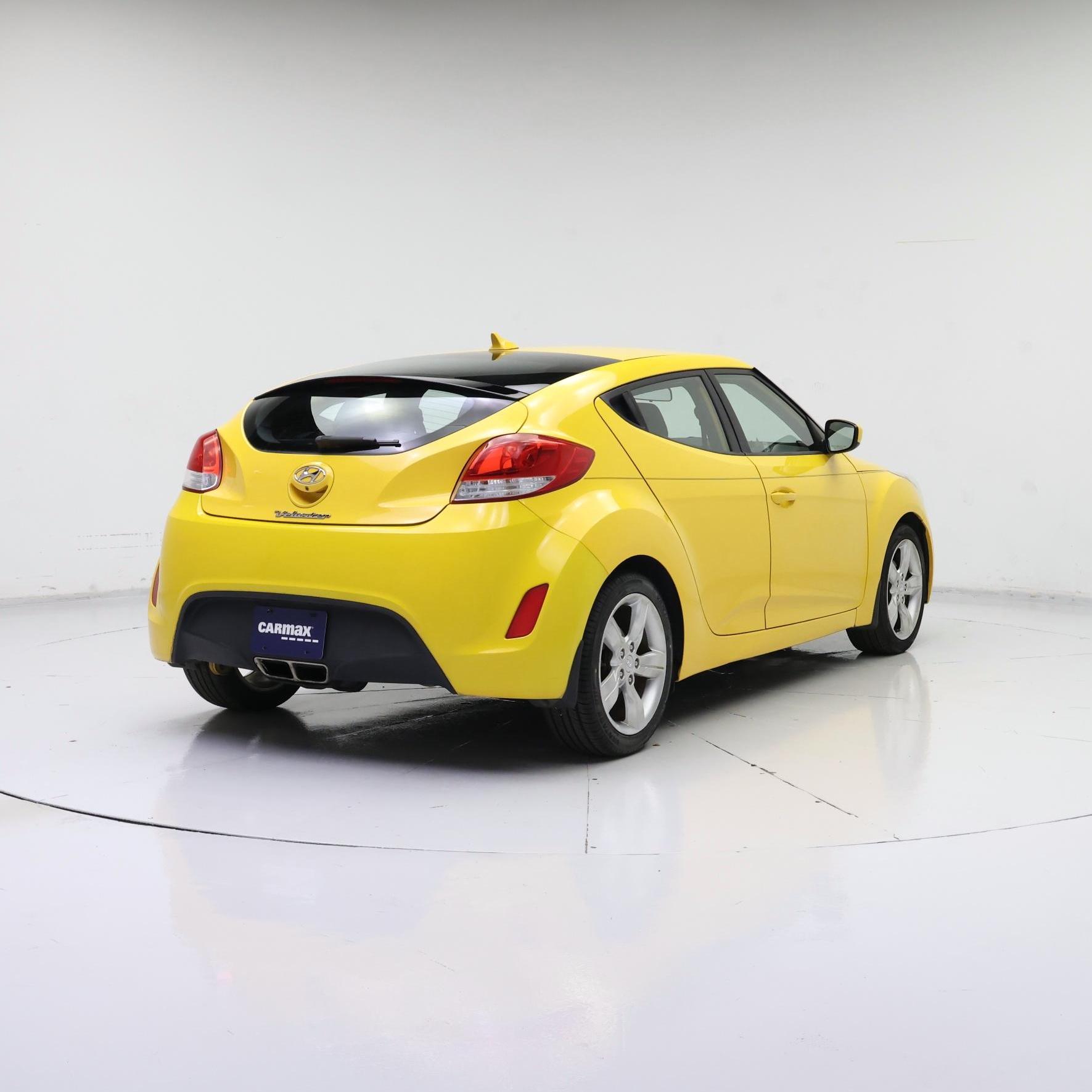 Thumbnail: 2015 Hyundai Veloster - 8