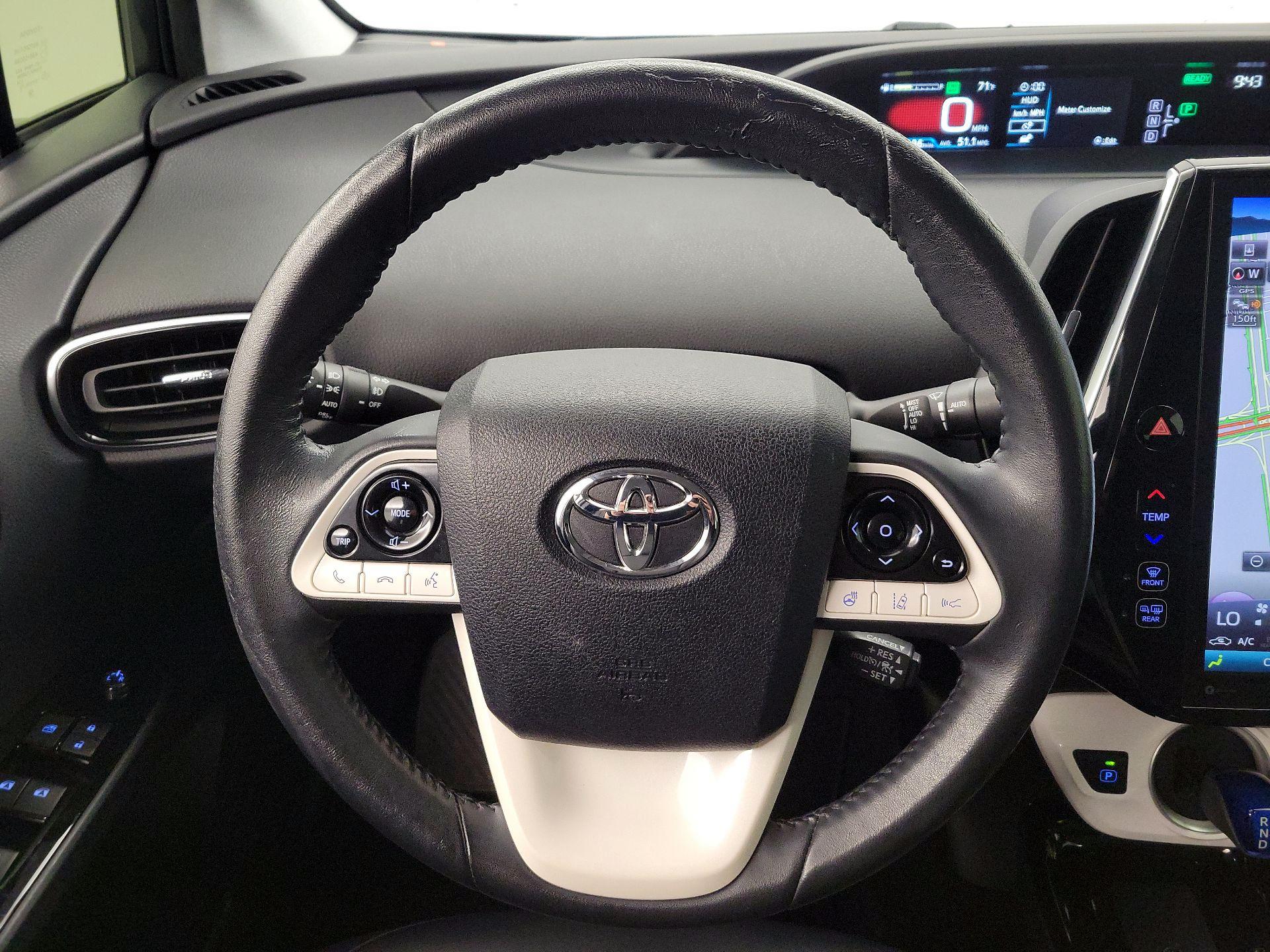 Thumbnail: 2018 Toyota Prius Prime - 10