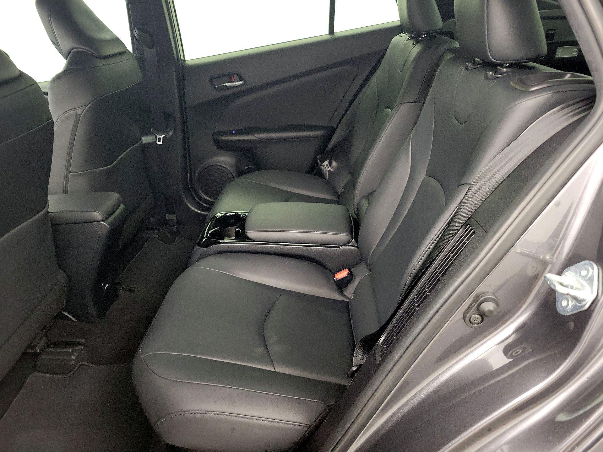 Thumbnail: 2018 Toyota Prius Prime - 20