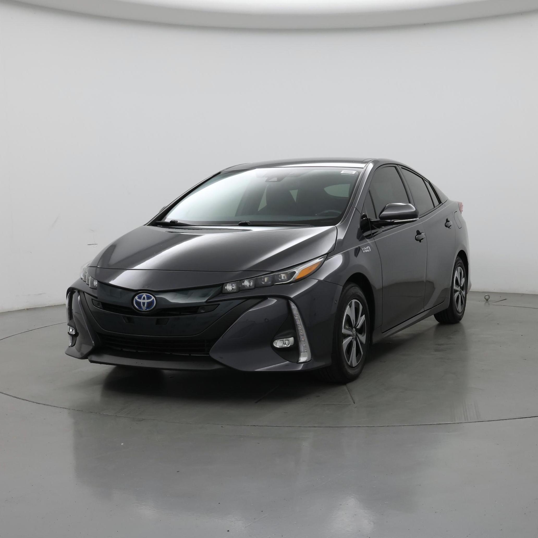 Thumbnail: 2018 Toyota Prius Prime - 4