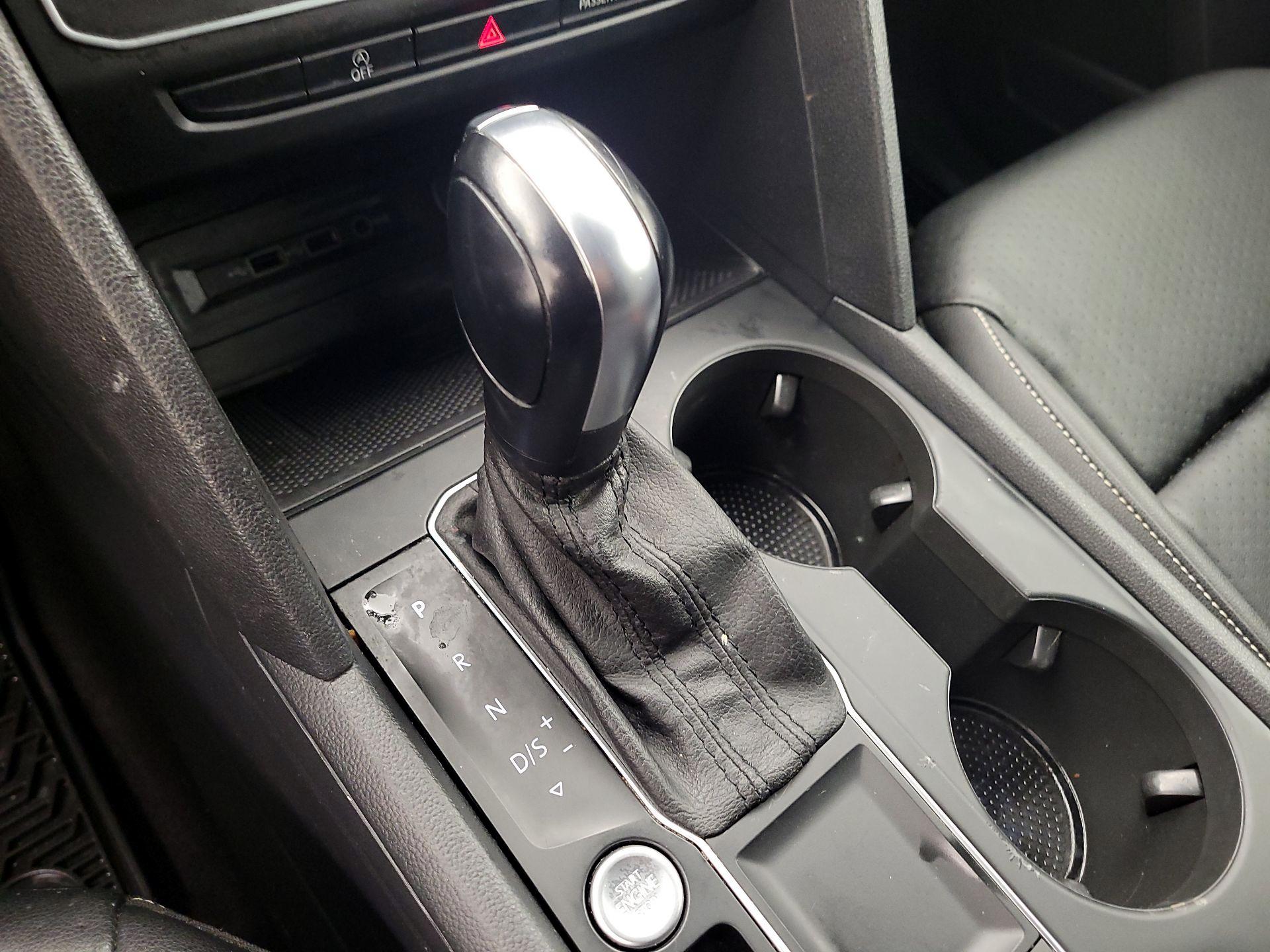 Thumbnail: 2020 Volkswagen Atlas - 17