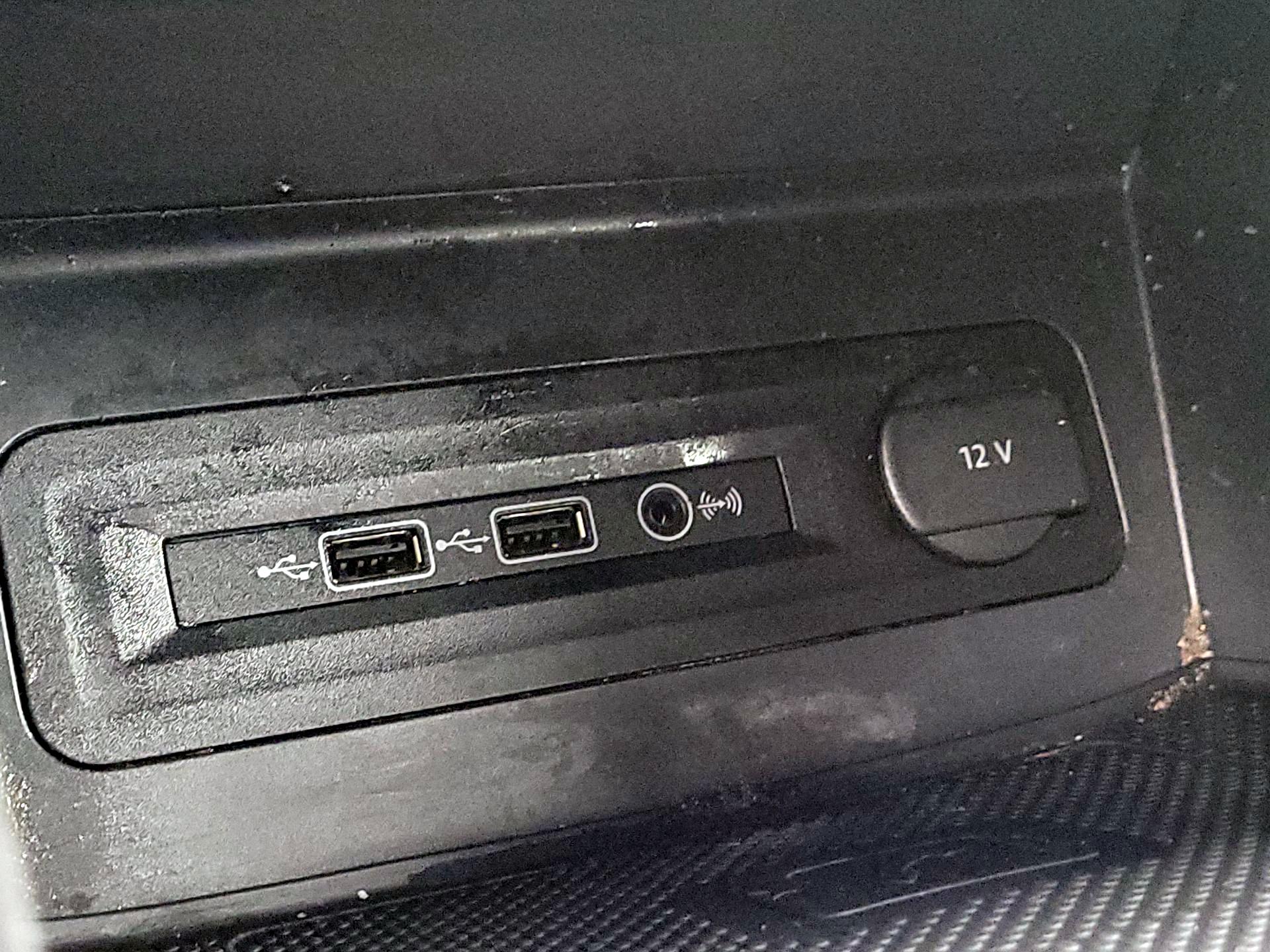 Thumbnail: 2020 Volkswagen Atlas - 18