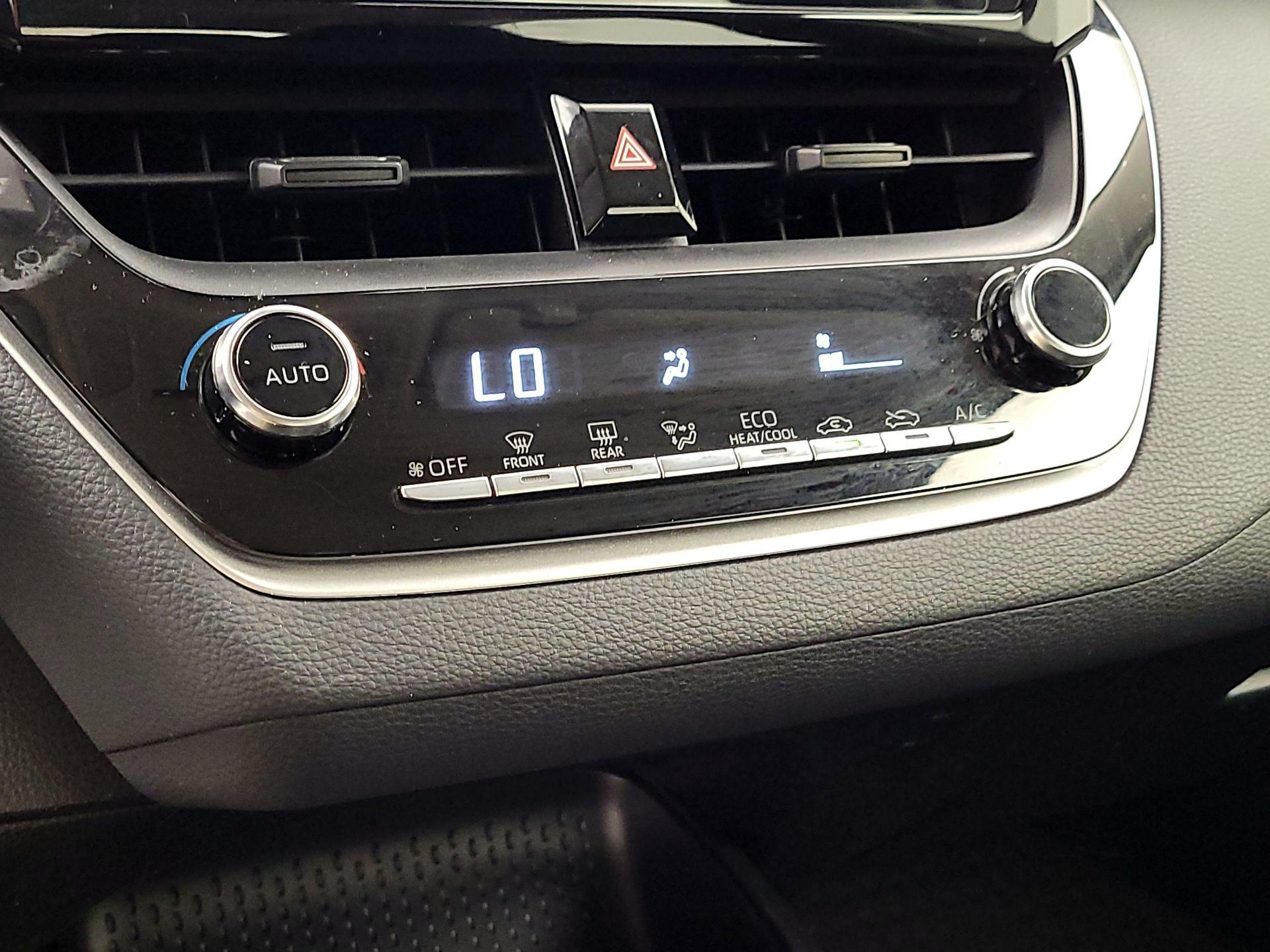 Thumbnail: 2022 Toyota Corolla - 16