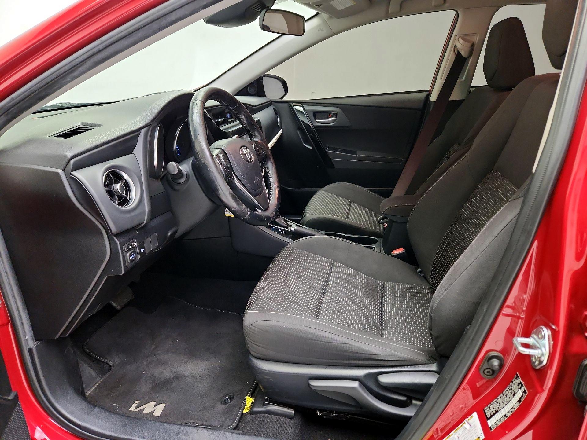 Thumbnail: 2017 Toyota Corolla iM - 11