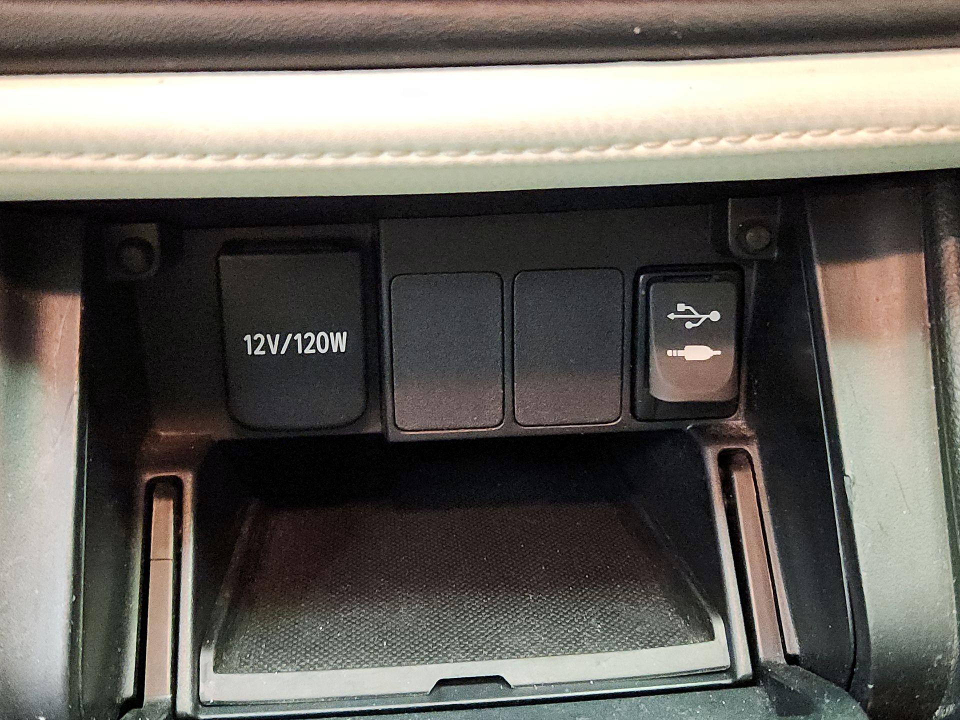 Thumbnail: 2017 Toyota Corolla iM - 18