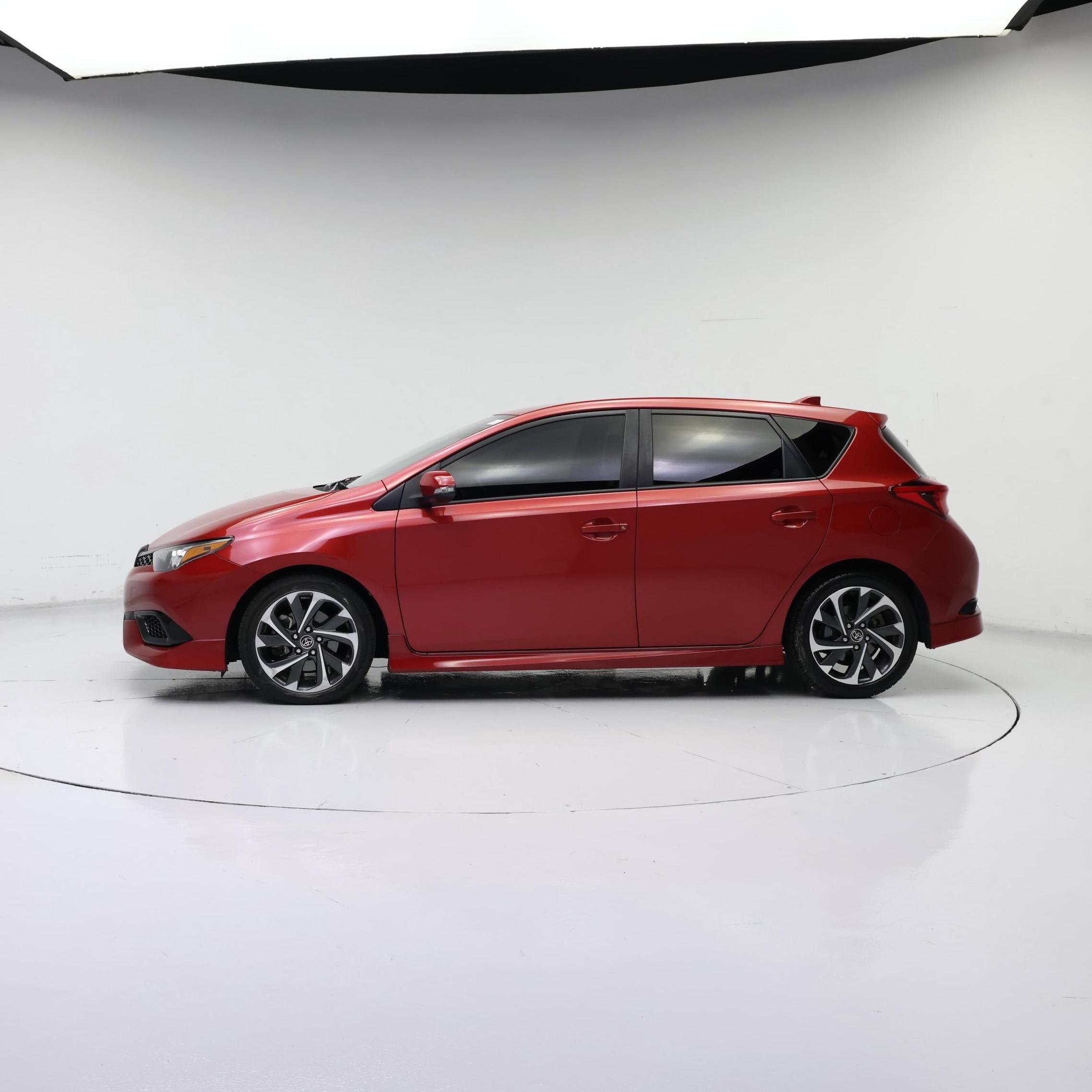 Thumbnail: 2017 Toyota Corolla iM - 3