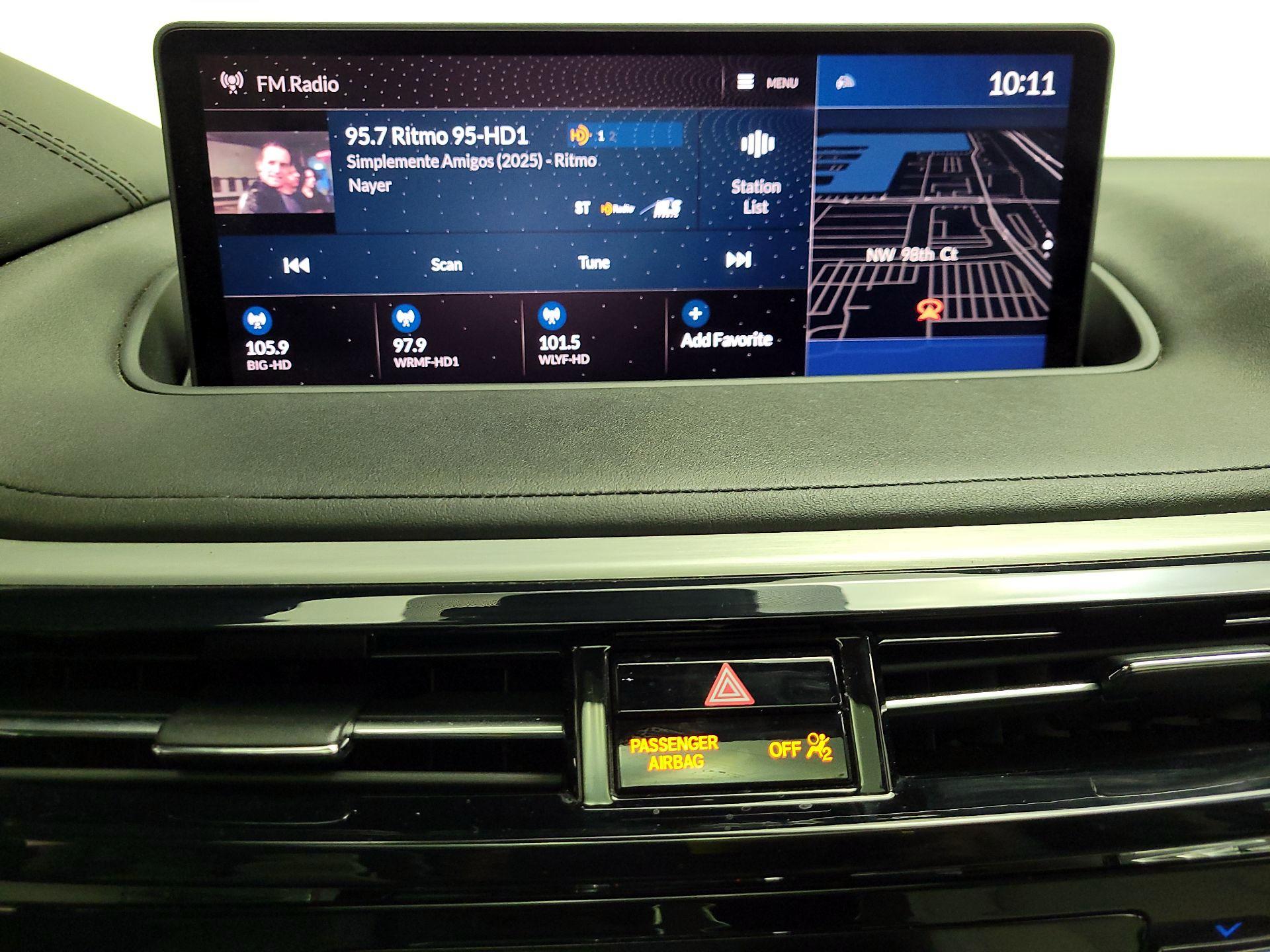 Thumbnail: 2022 Acura MDX - 16