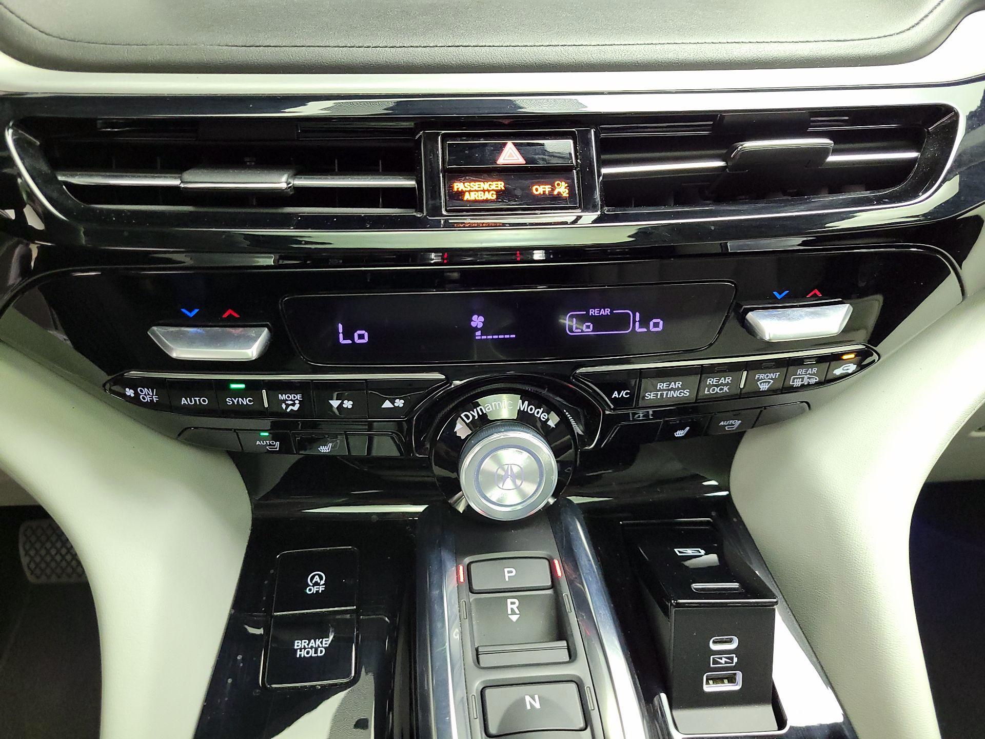 Thumbnail: 2022 Acura MDX - 17