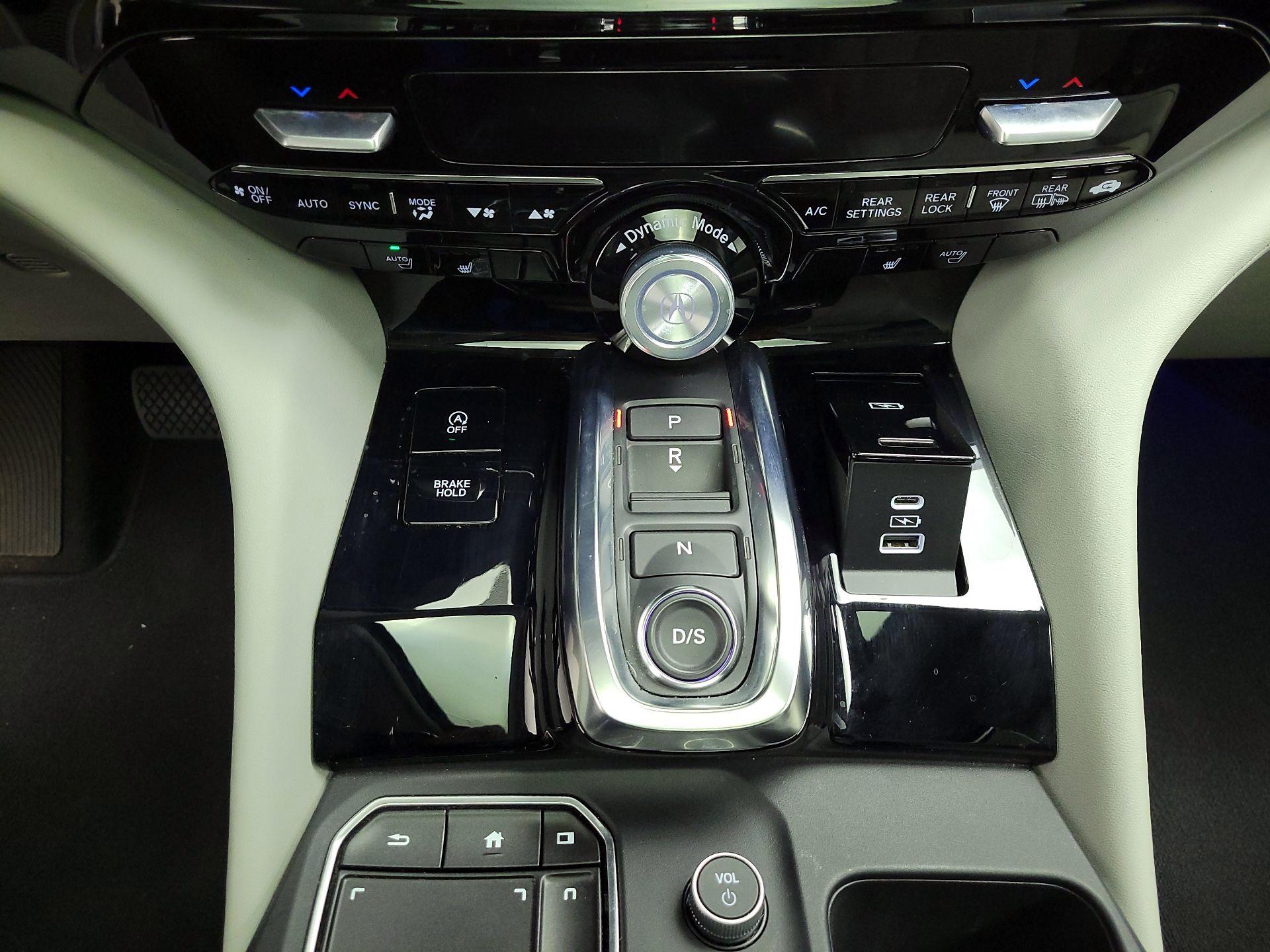 Thumbnail: 2022 Acura MDX - 18