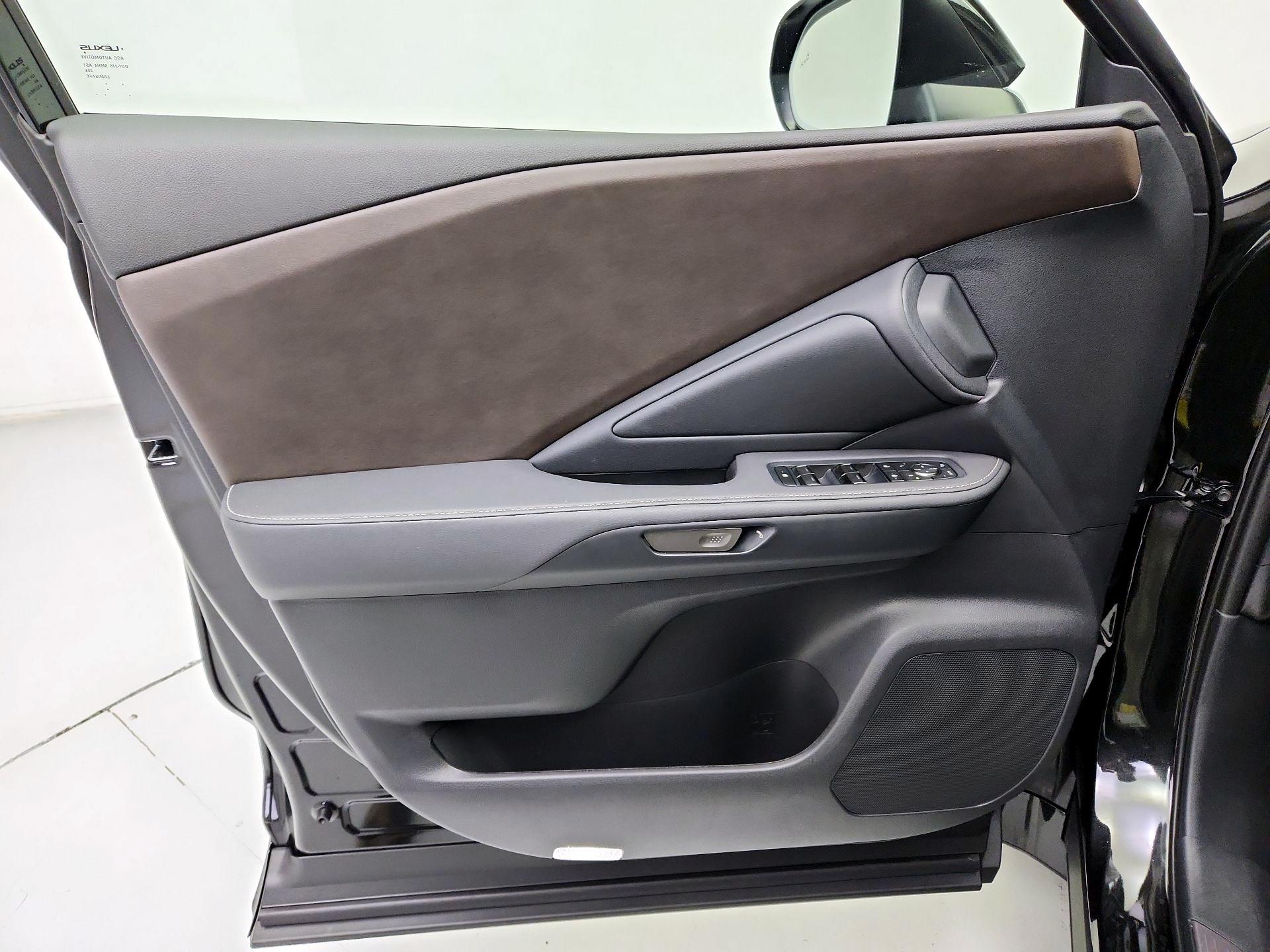 Thumbnail: 2025 Lexus TX - 12