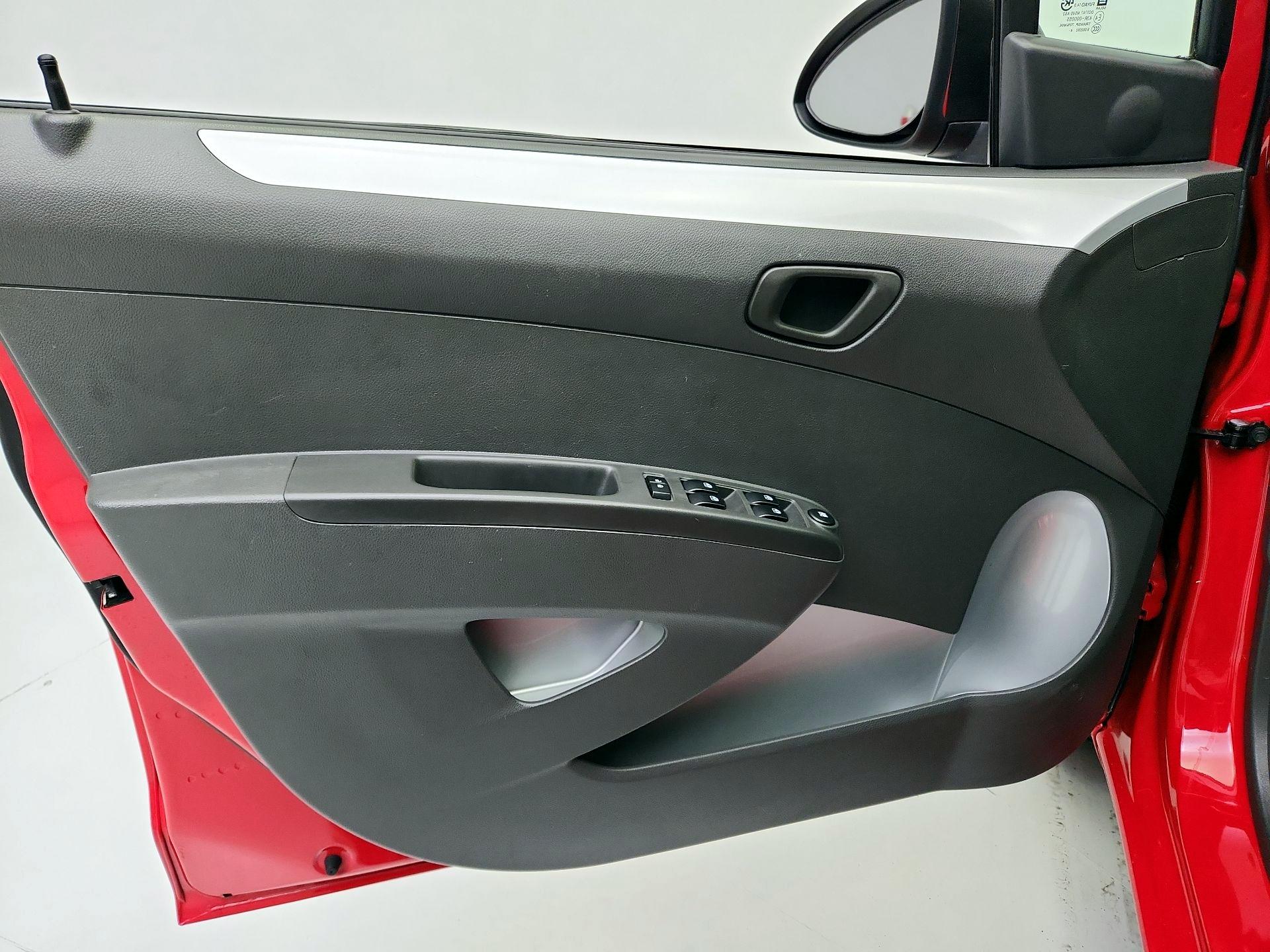 Thumbnail: 2015 Chevrolet Spark - 12