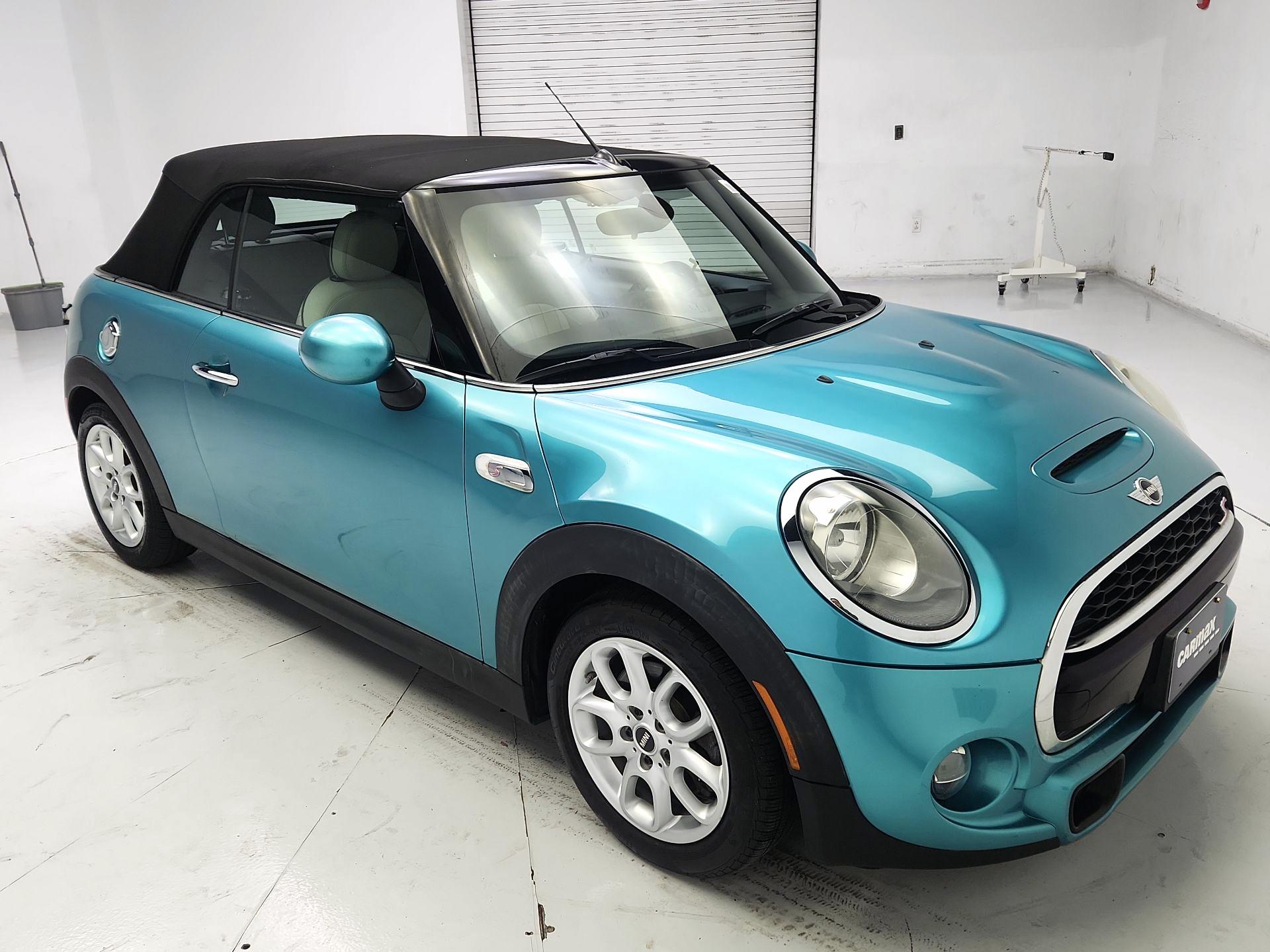 Thumbnail: 2017 MINI Cooper - 1