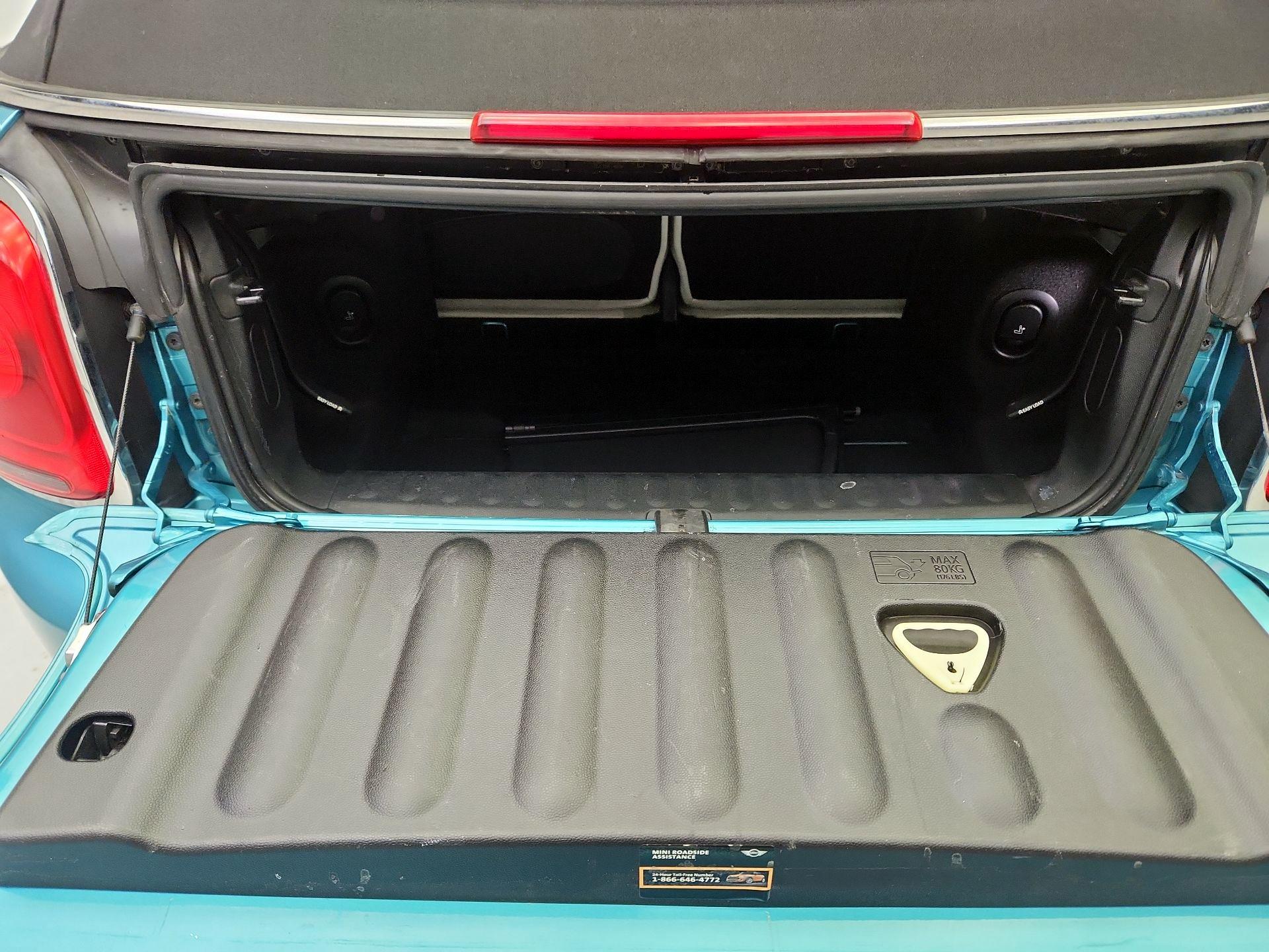 Thumbnail: 2017 MINI Cooper - 16