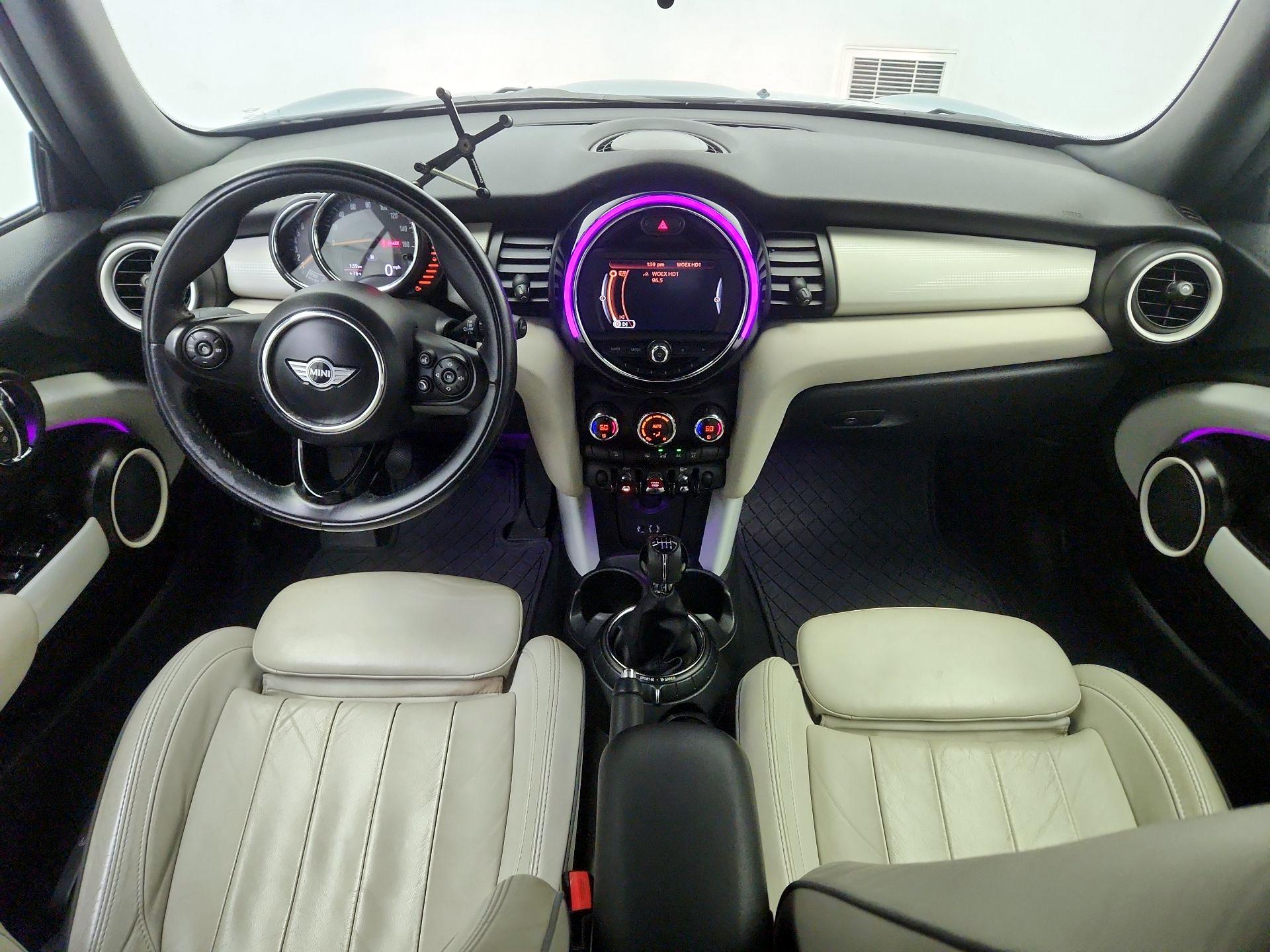 Thumbnail: 2017 MINI Cooper - 8