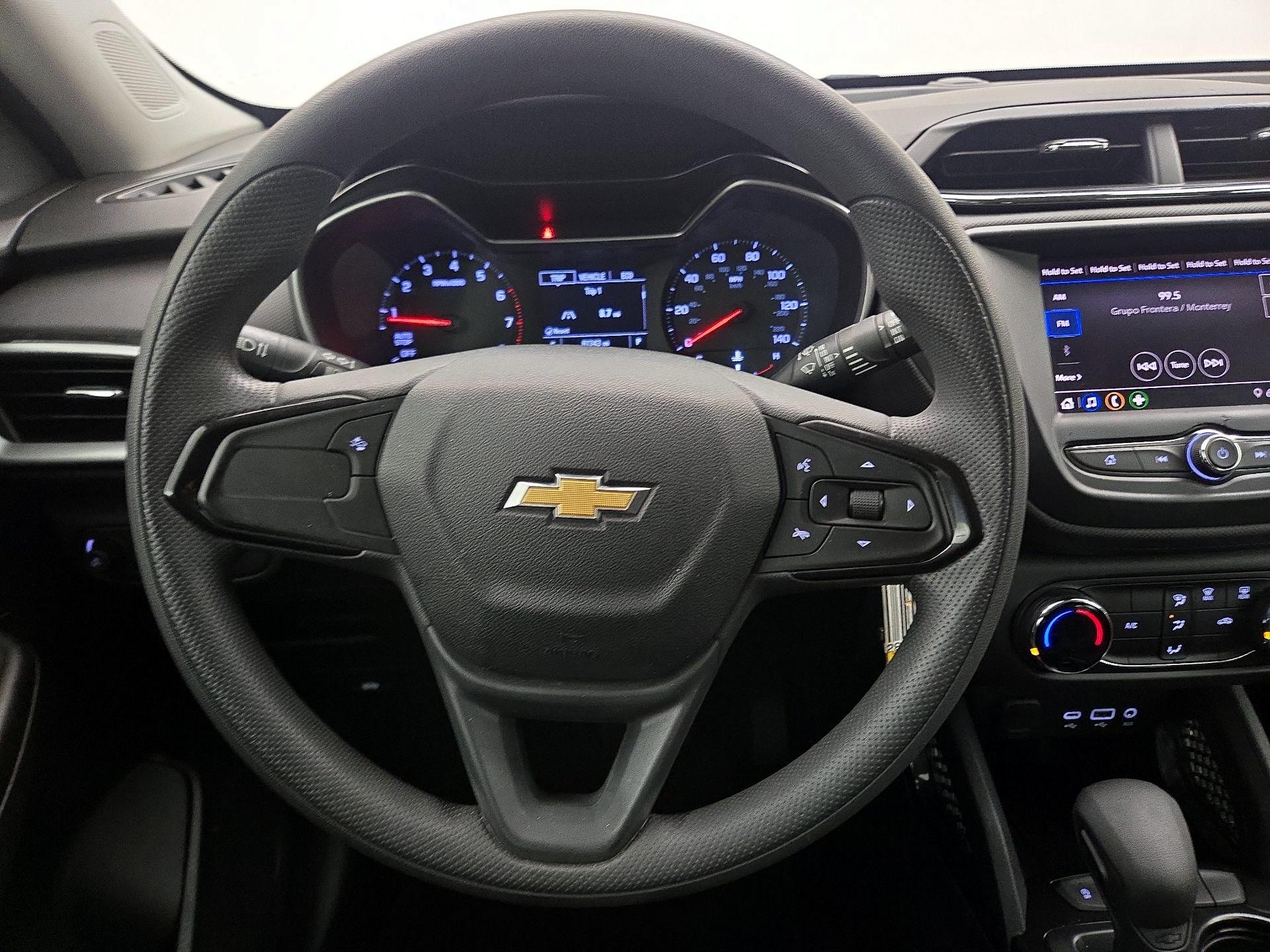 Thumbnail: 2021 Chevrolet TrailBlazer - 10