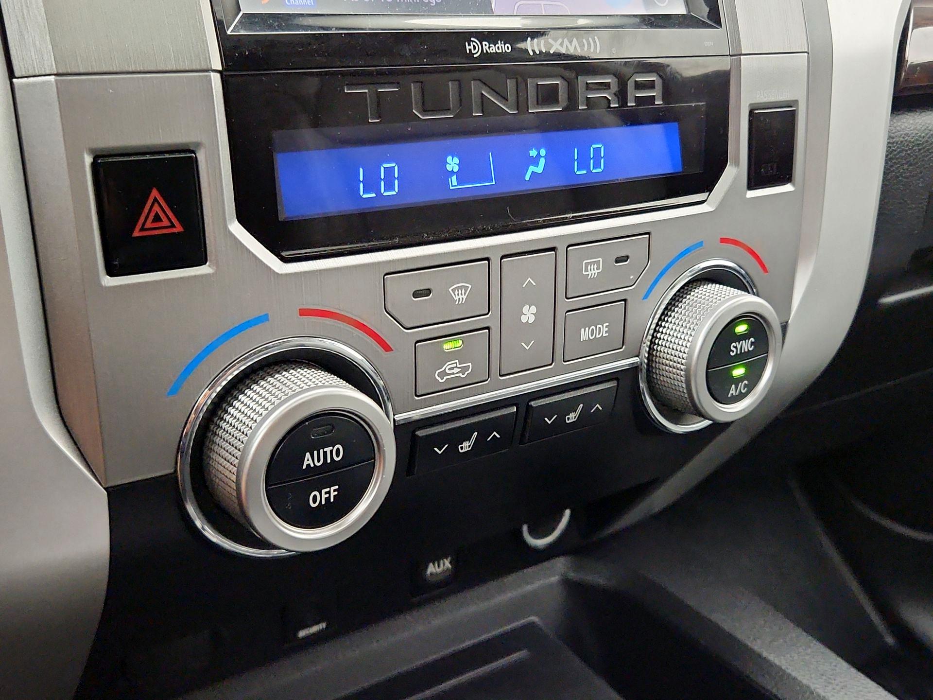 Thumbnail: 2015 Toyota Tundra - 17