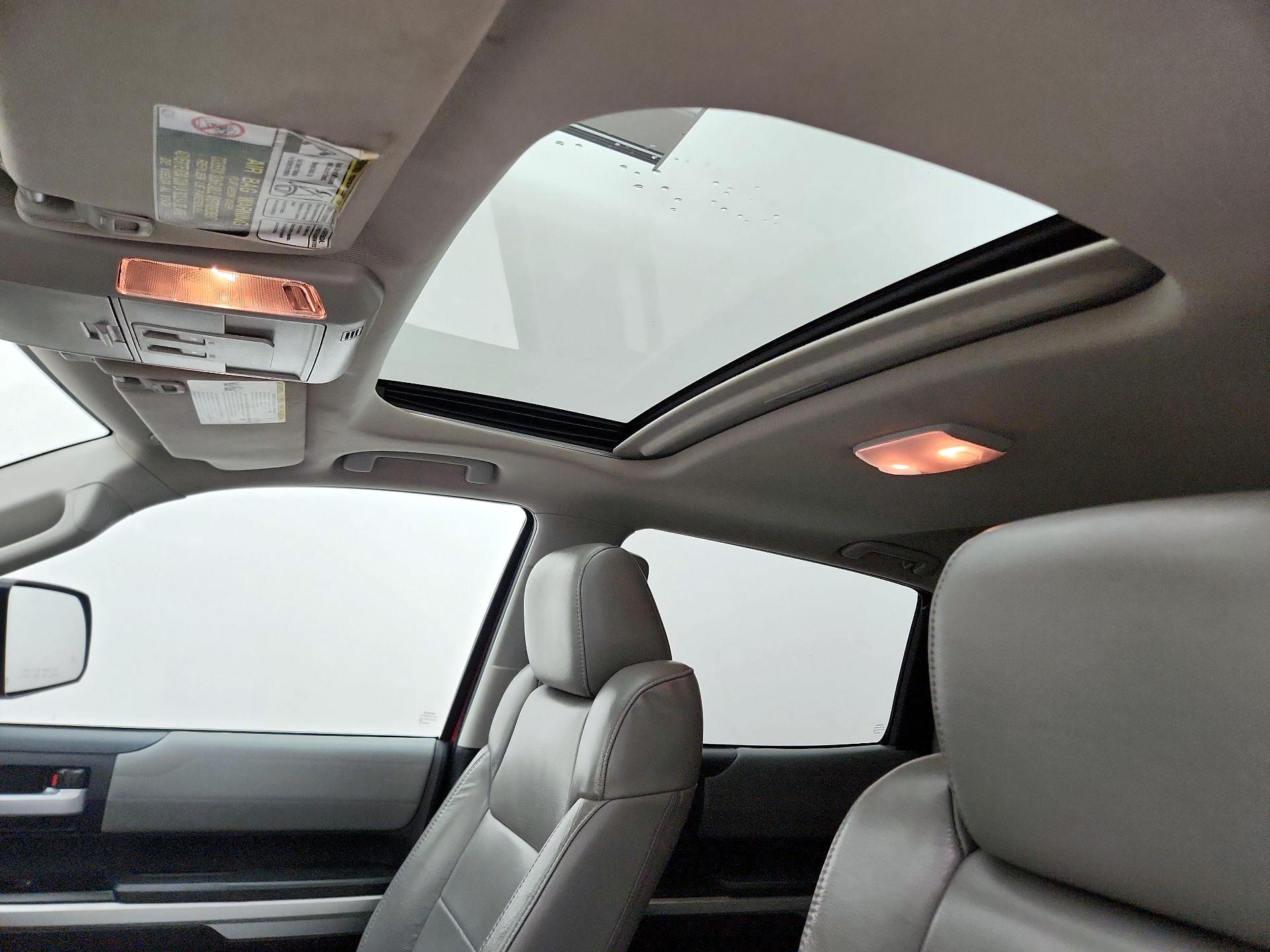 Thumbnail: 2015 Toyota Tundra - 20