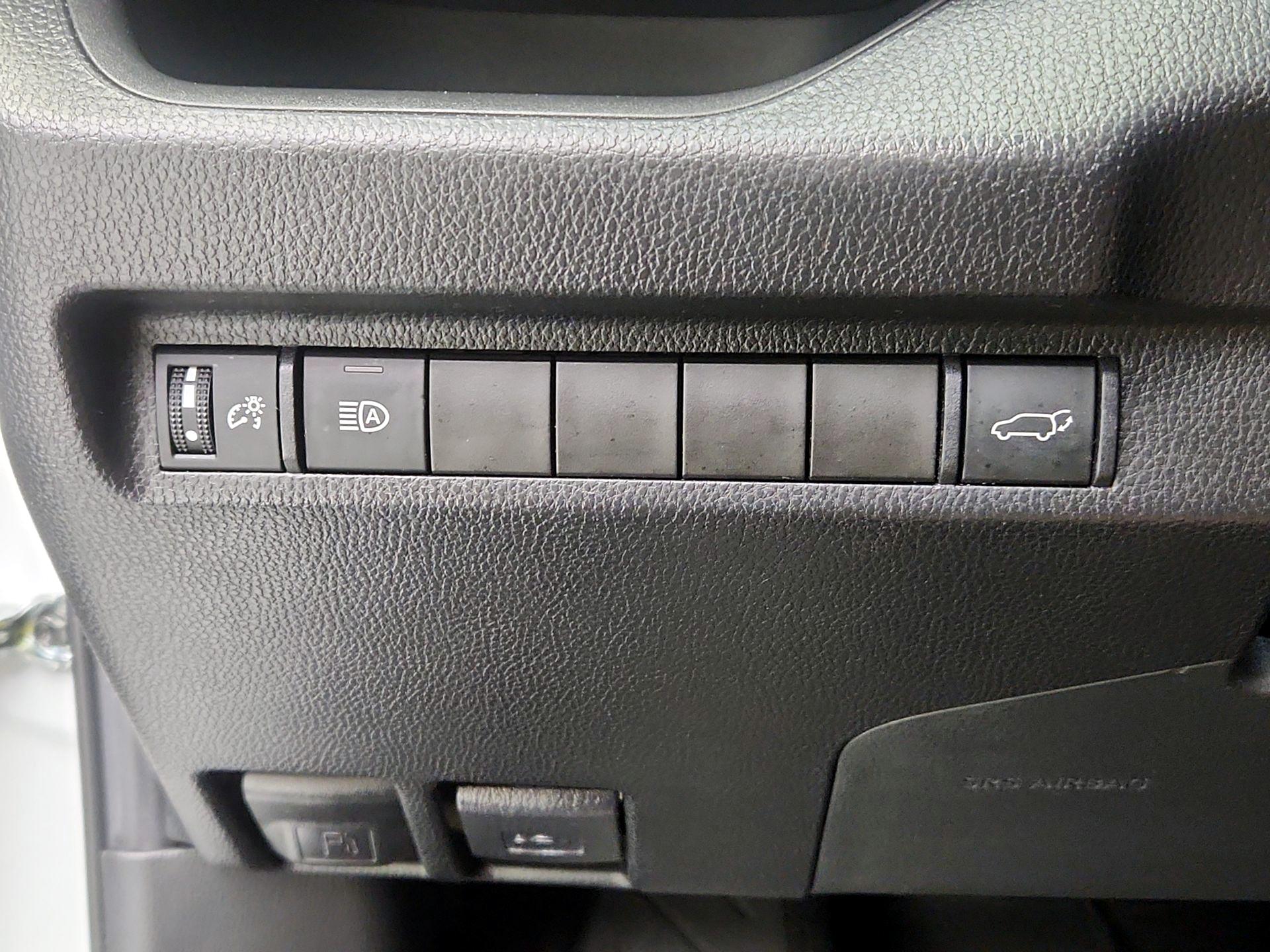 Thumbnail: 2023 Toyota RAV4 - 13