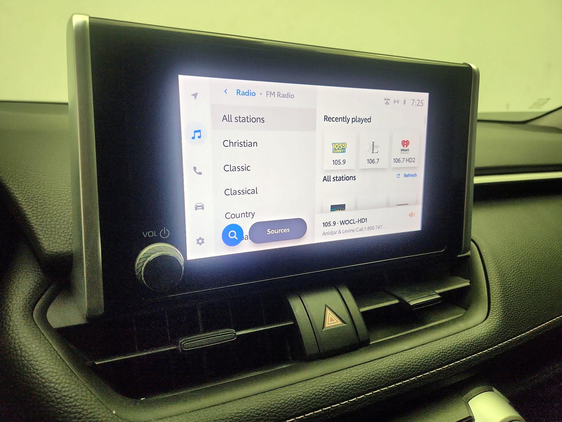 Thumbnail: 2023 Toyota RAV4 - 16