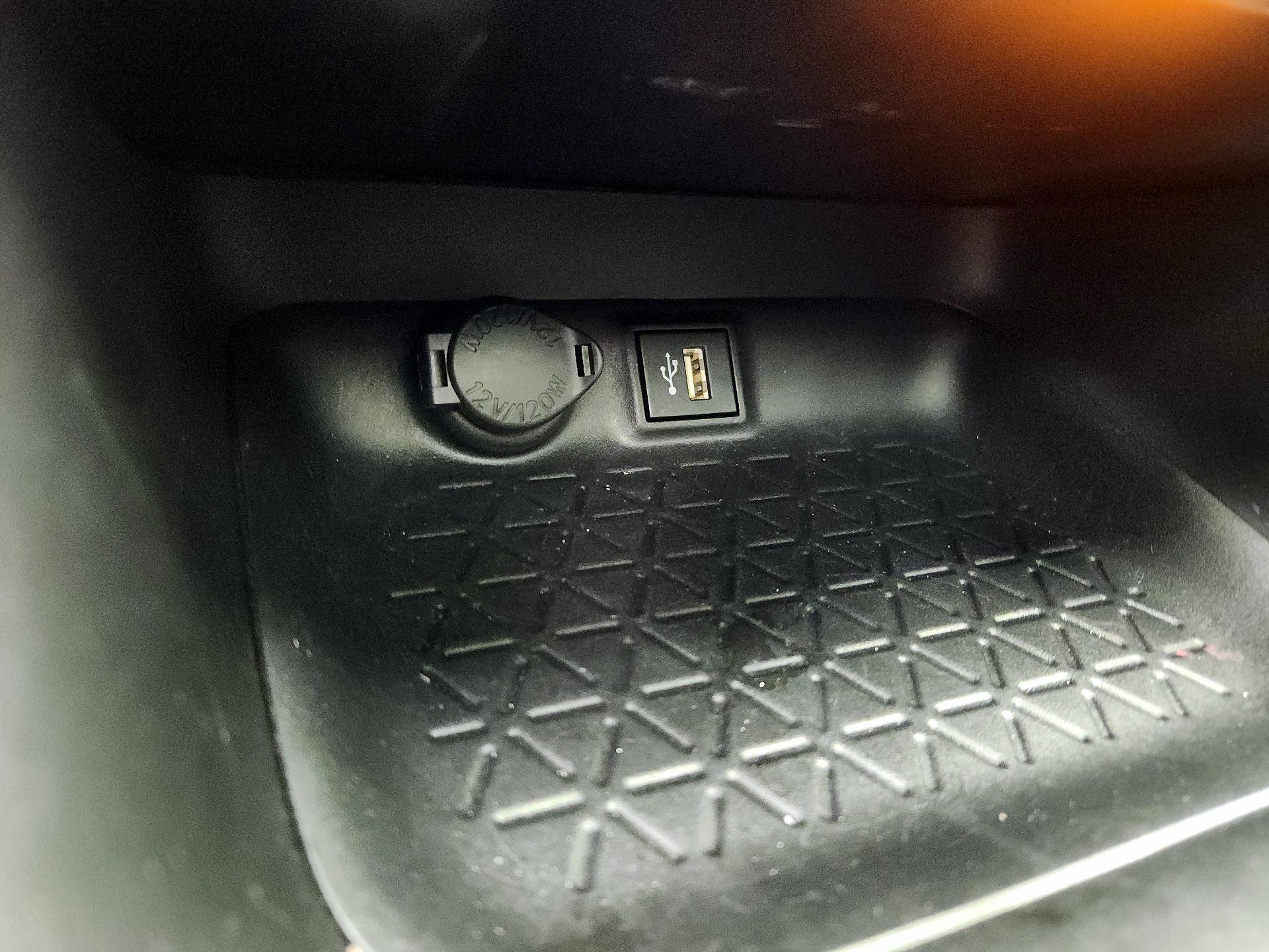 Thumbnail: 2023 Toyota RAV4 - 19