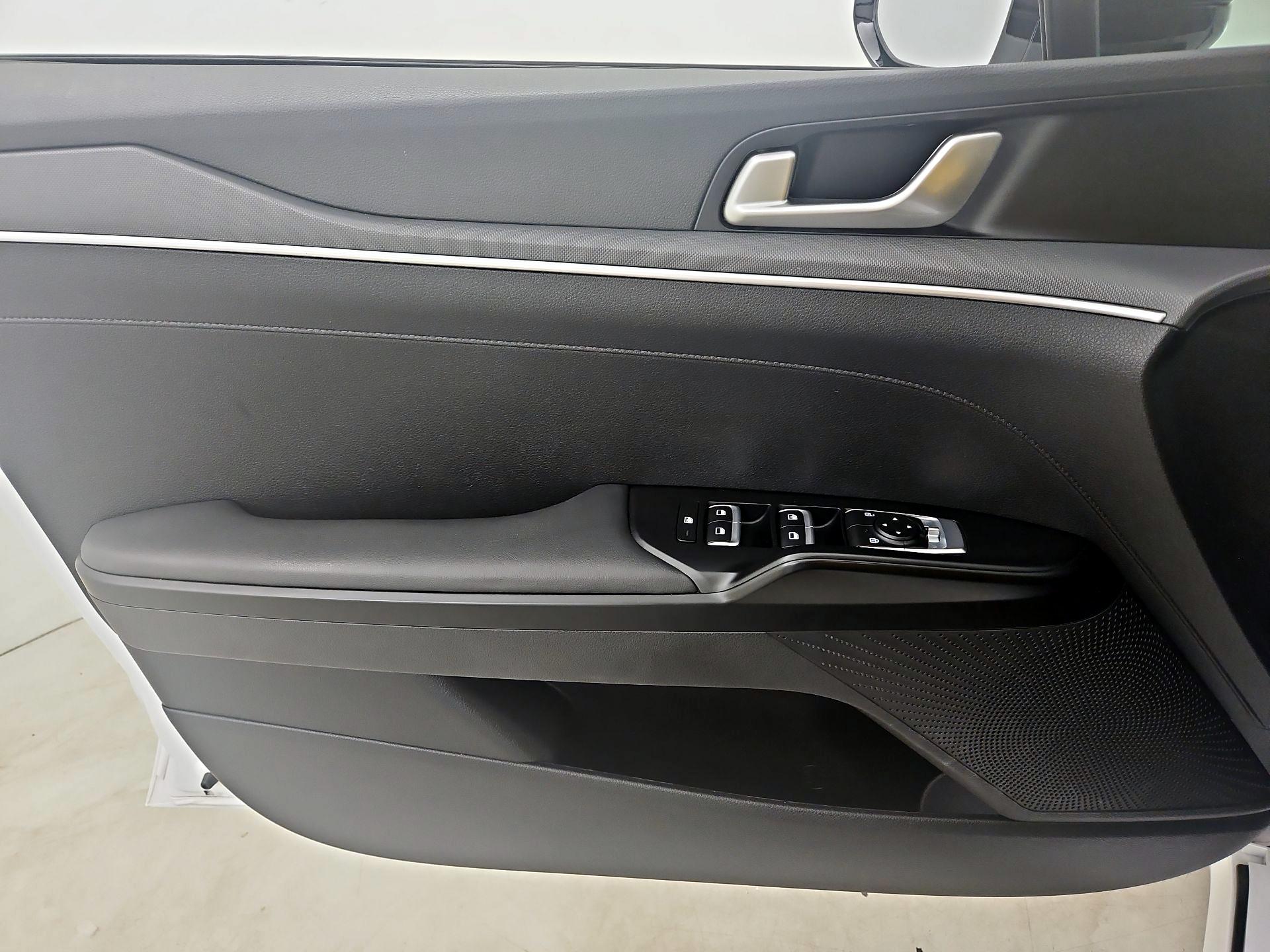 Thumbnail: 2024 Kia K5 - 12