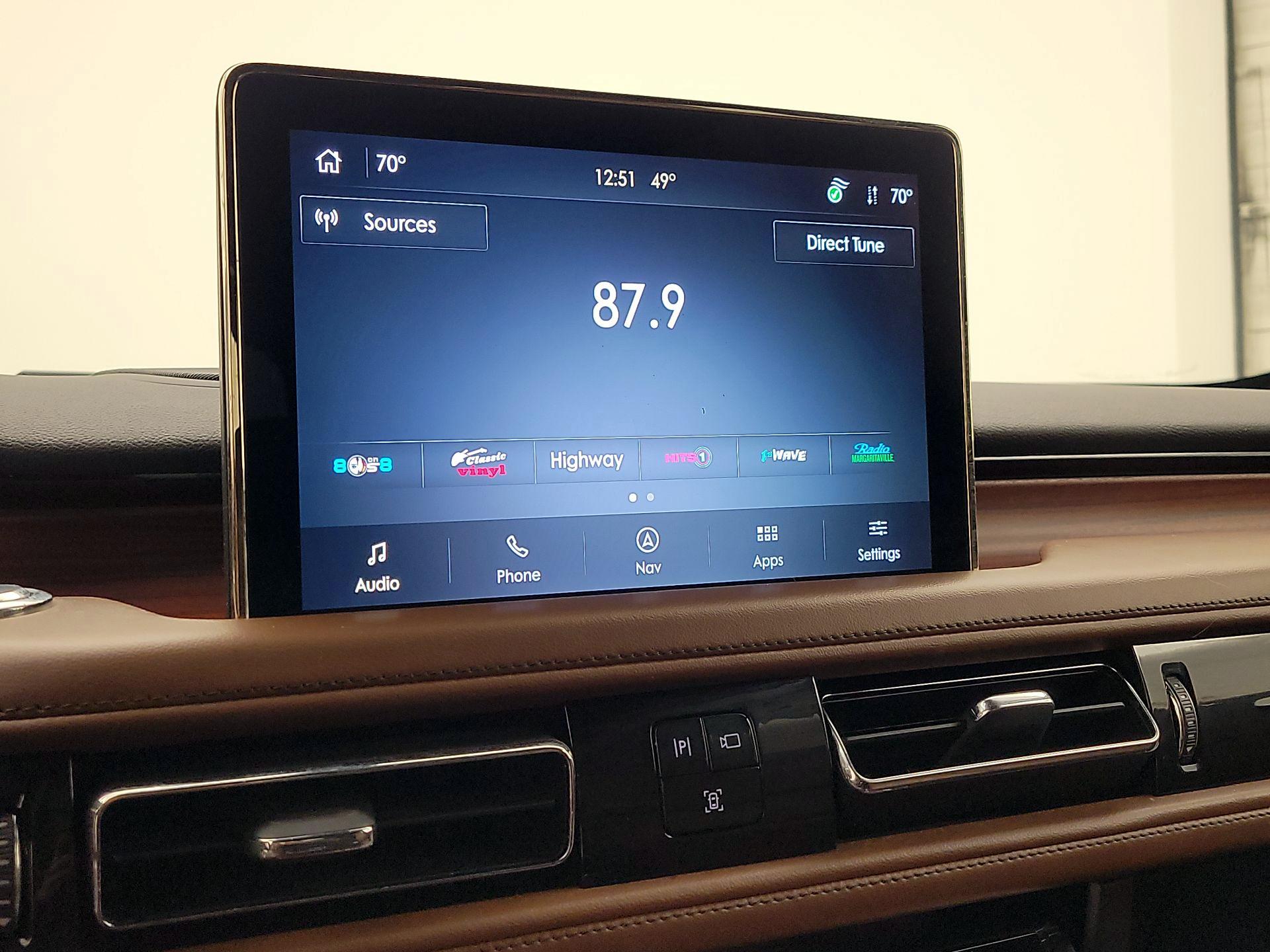 Thumbnail: 2022 Lincoln Aviator - 15