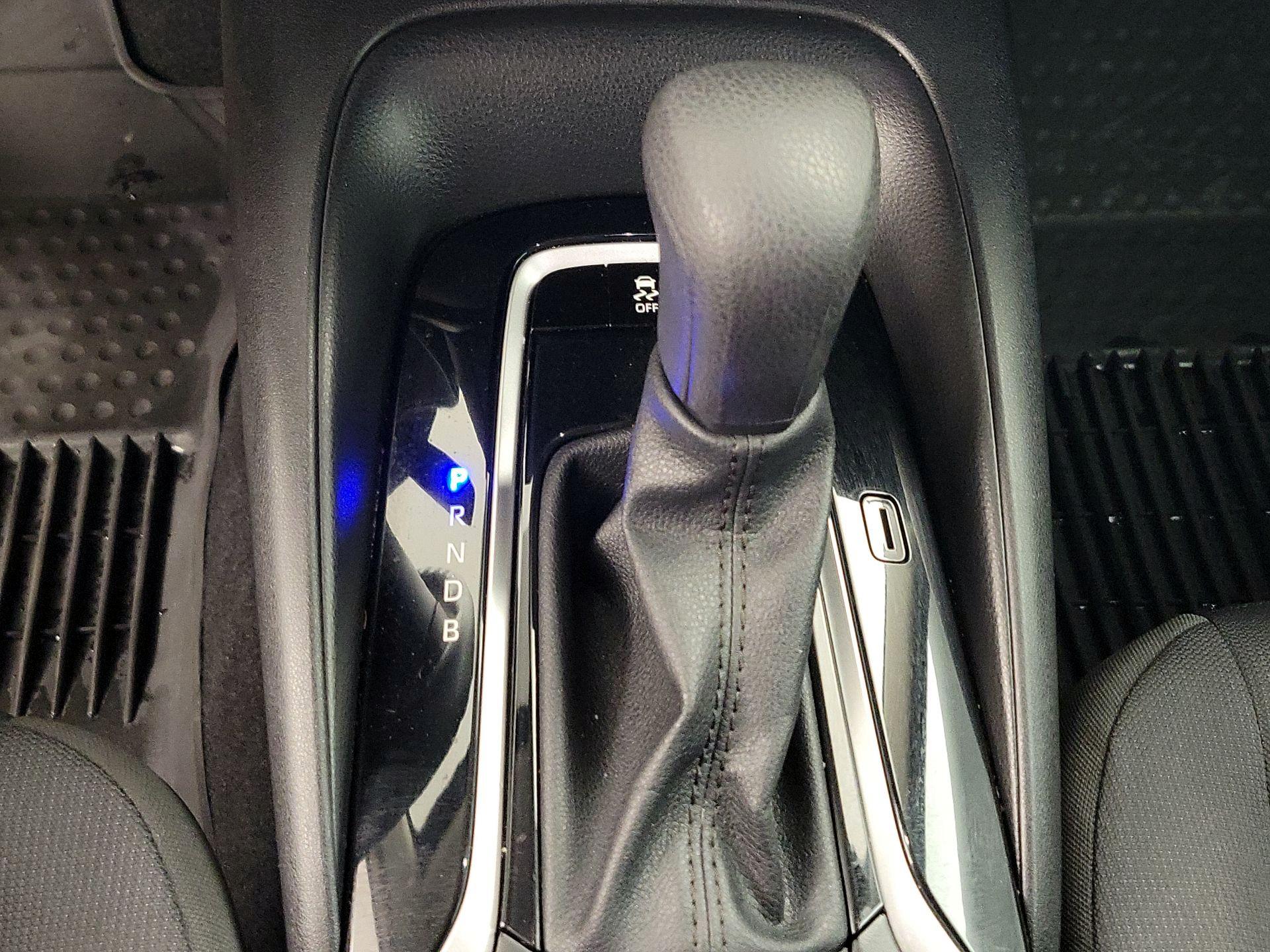 Thumbnail: 2023 Toyota Corolla - 17