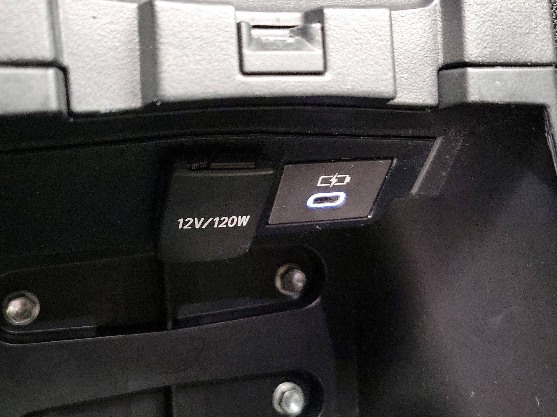 Thumbnail: 2023 Toyota Corolla - 18