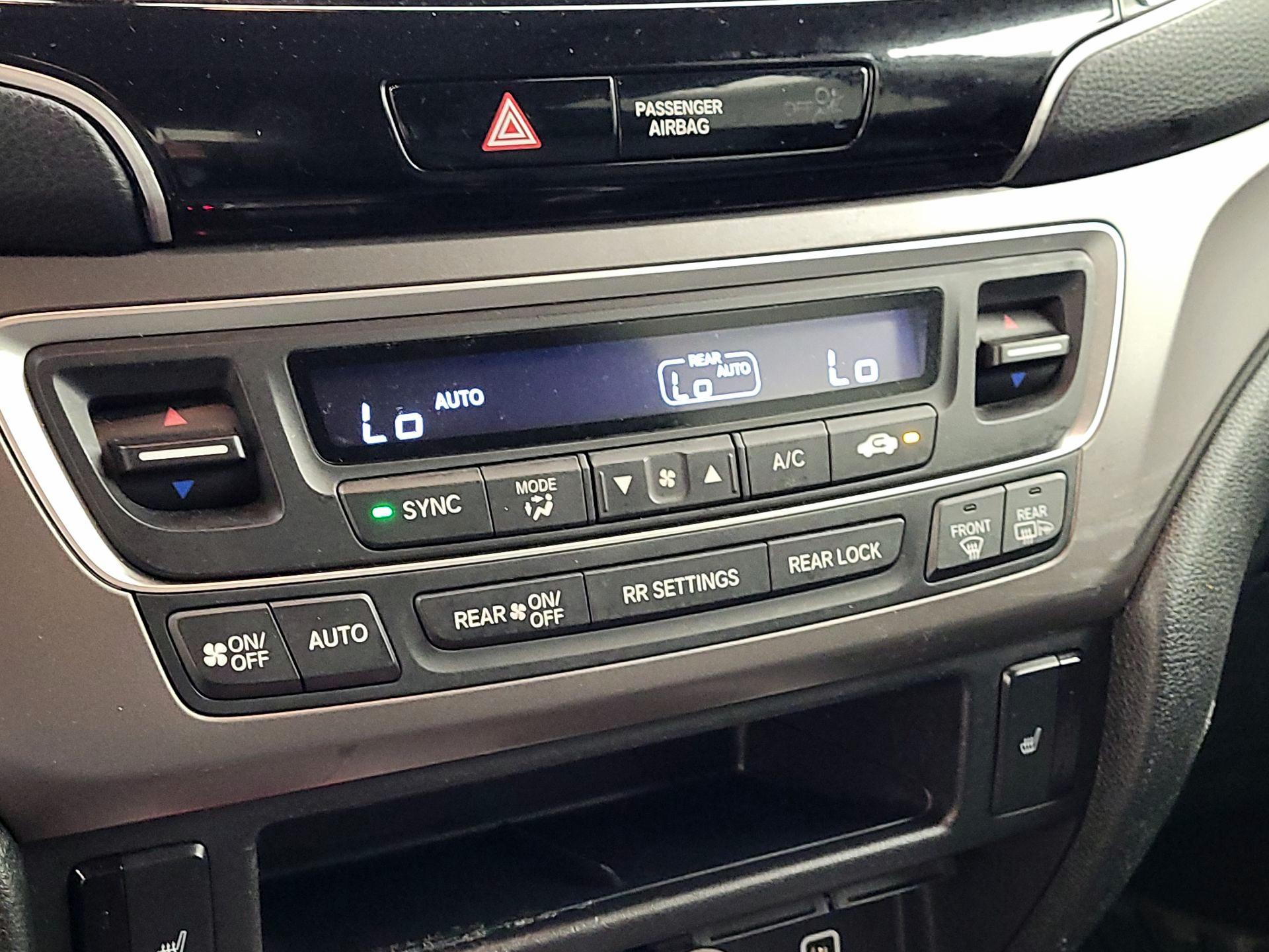 Thumbnail: 2022 Honda Pilot - 16