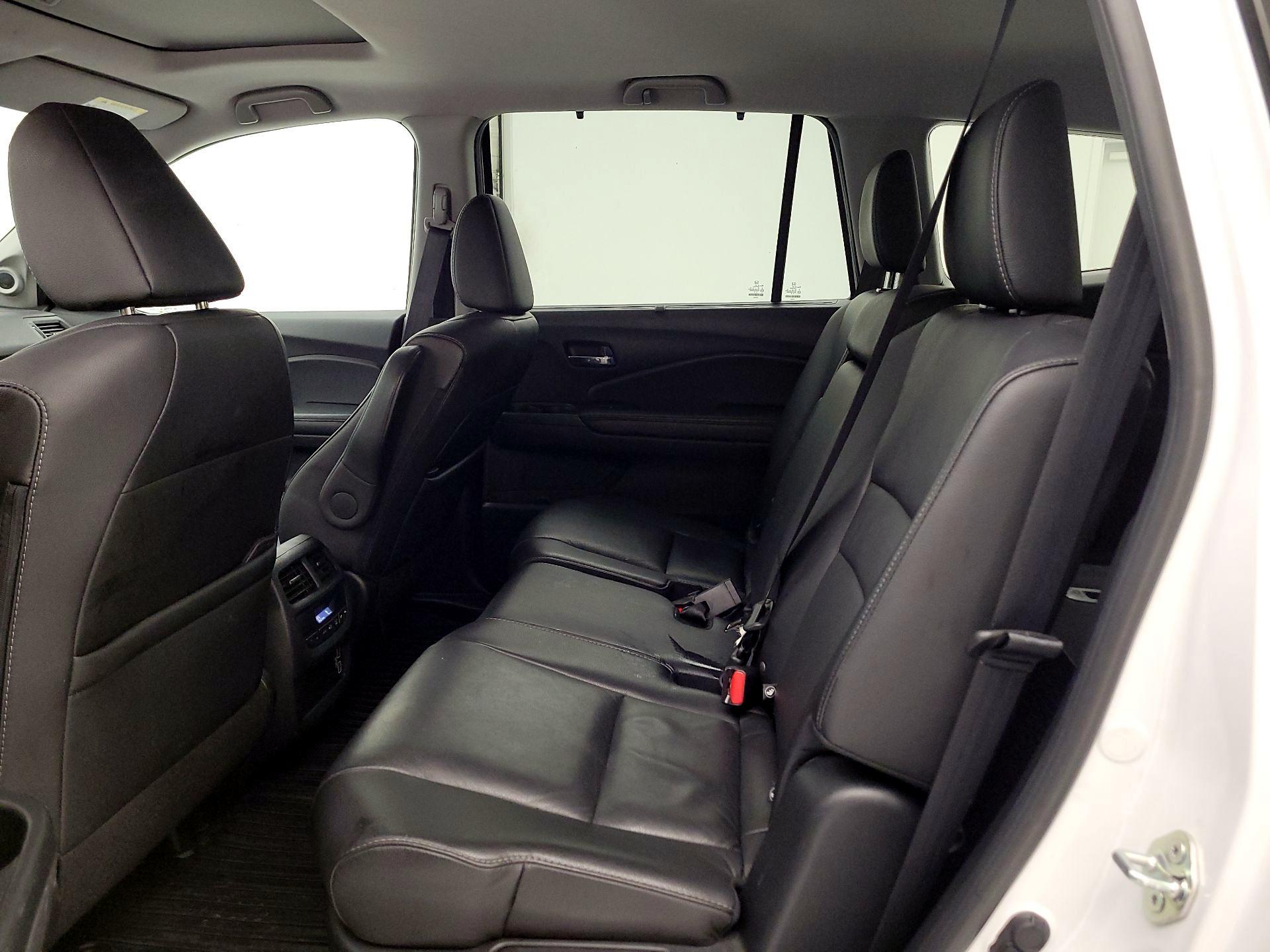 Thumbnail: 2022 Honda Pilot - 19