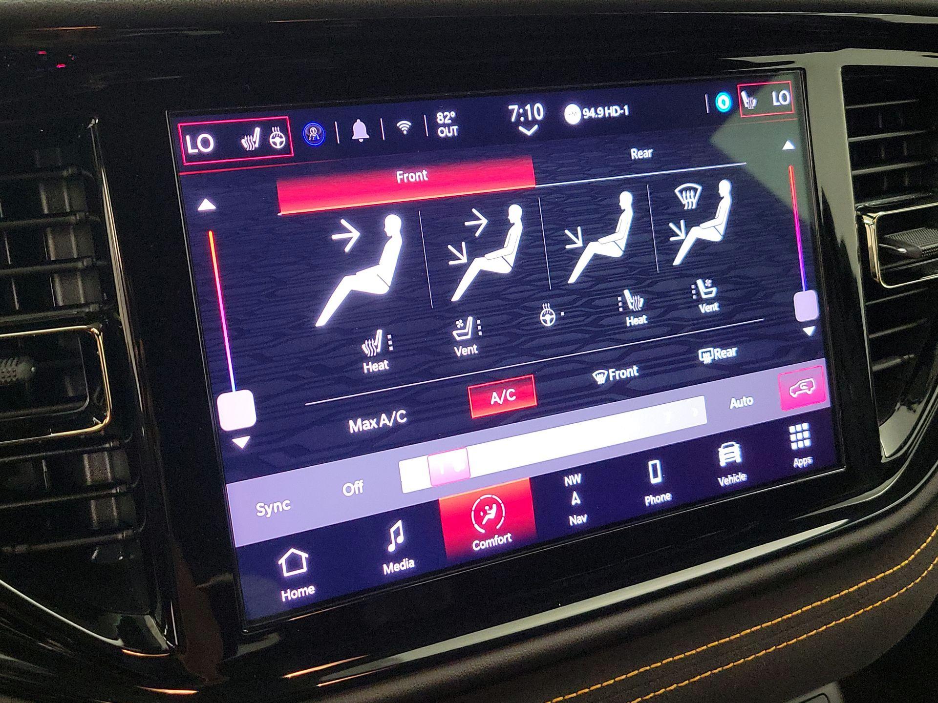 Thumbnail: 2022 Dodge Durango - 16