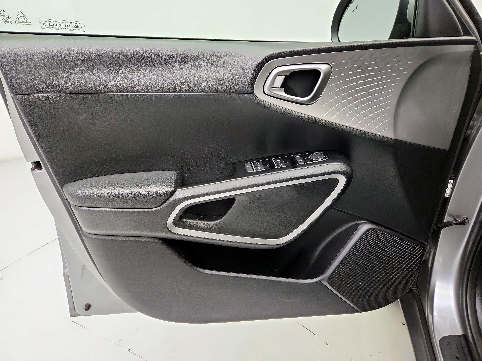 Thumbnail: 2025 Kia Soul - 12