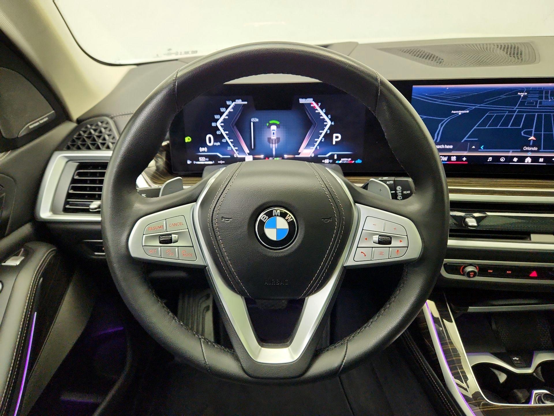 Thumbnail: 2025 BMW X7 - 10