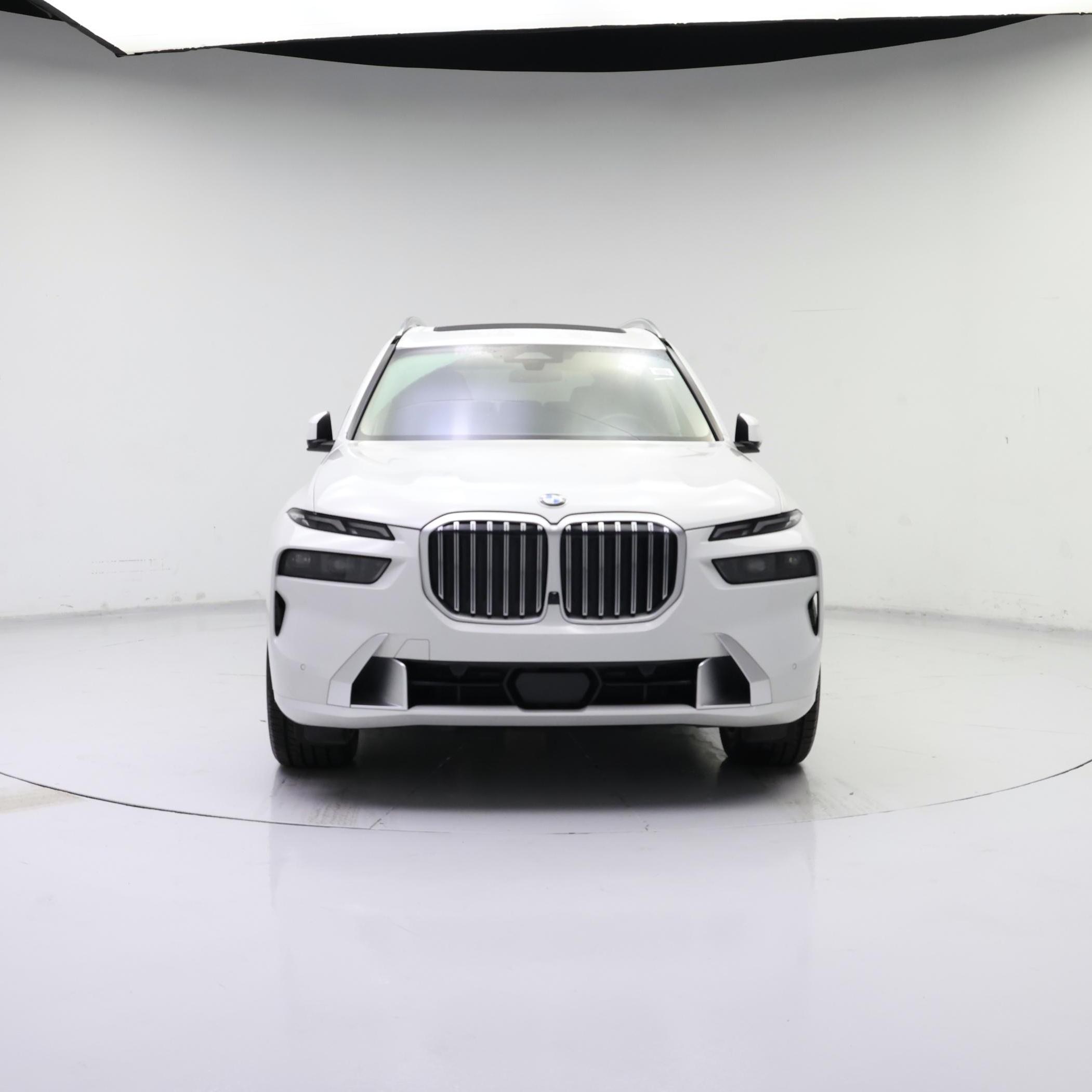 Thumbnail: 2025 BMW X7 - 5