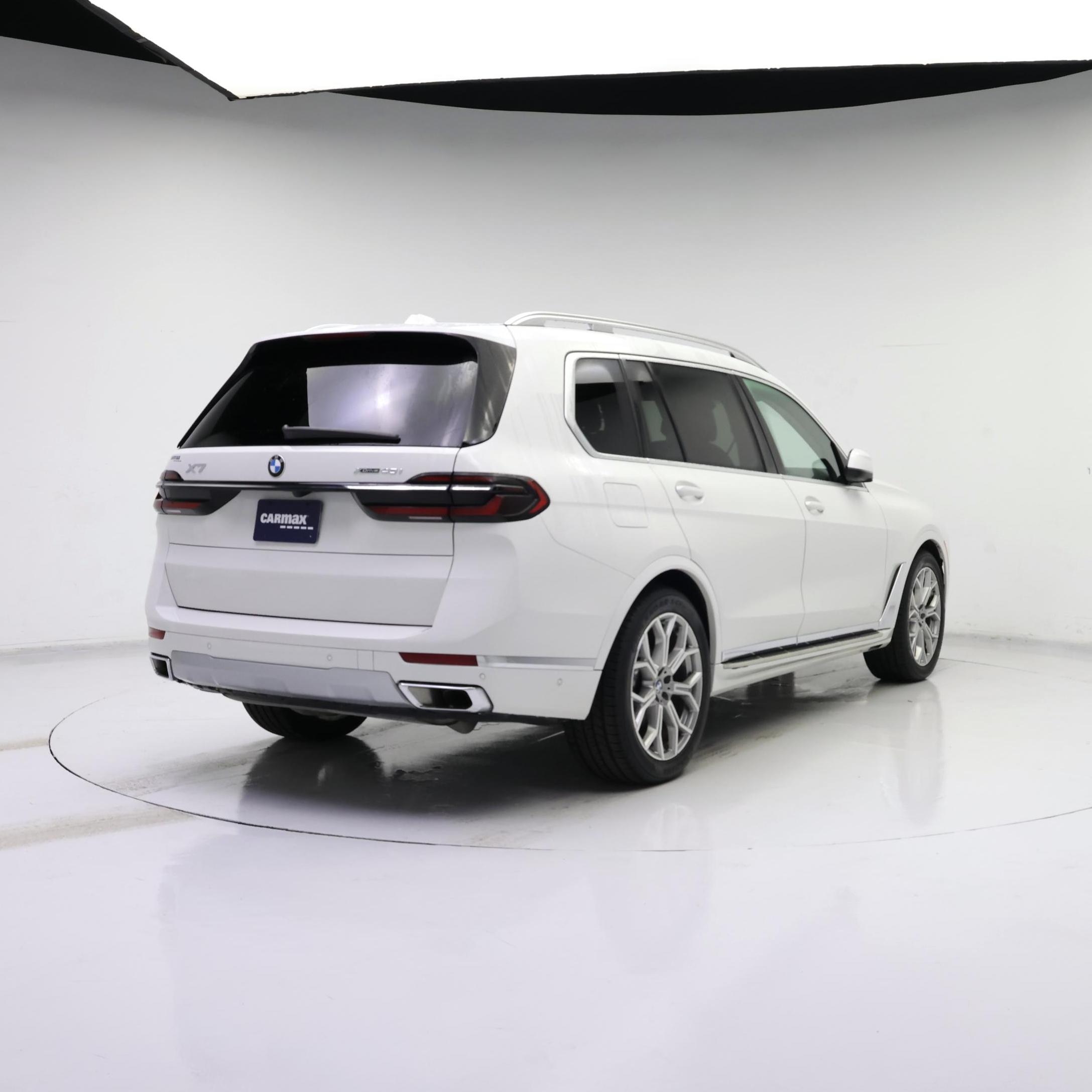 Thumbnail: 2025 BMW X7 - 8
