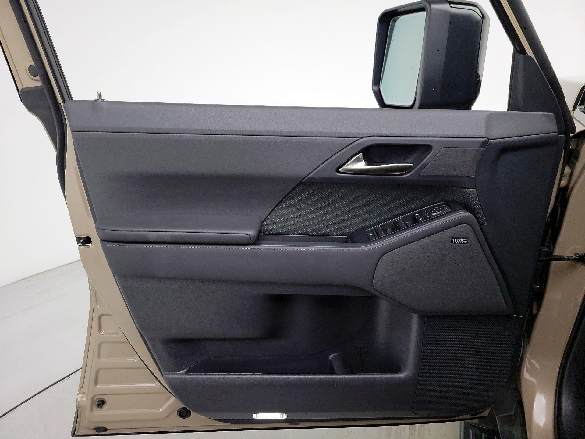 Thumbnail: 2025 Lexus GX - 12