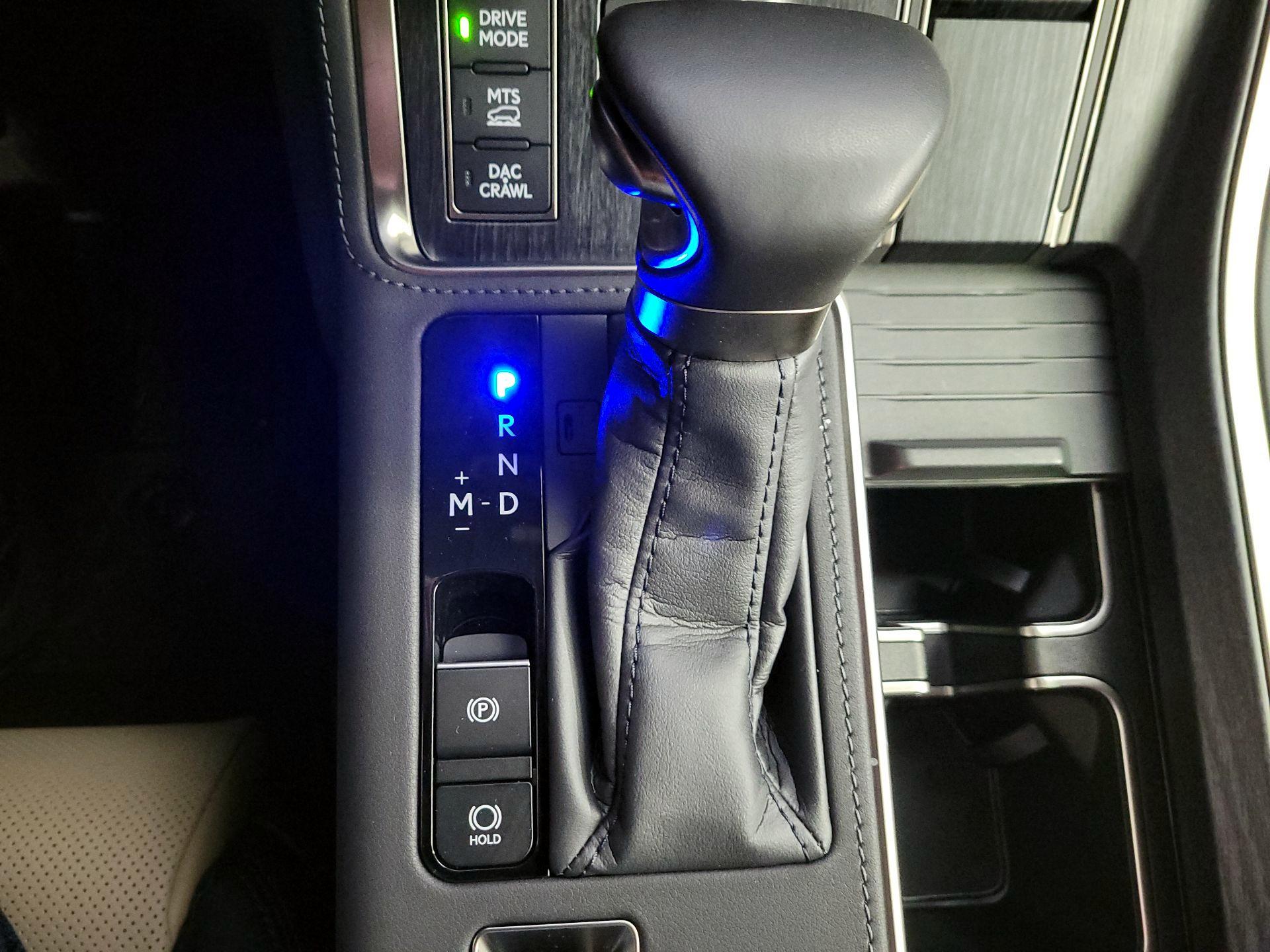 Thumbnail: 2025 Lexus GX - 17