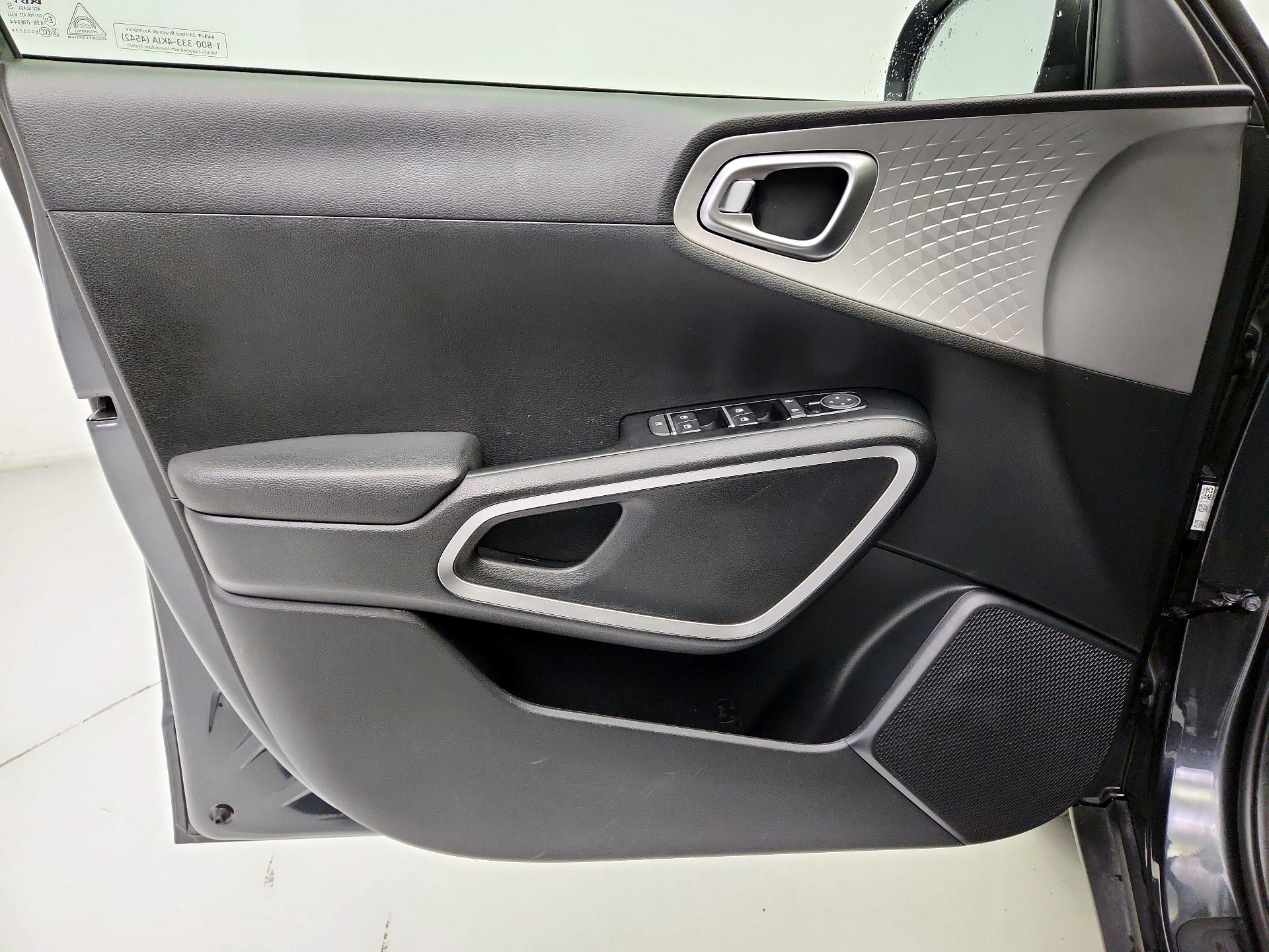 Thumbnail: 2025 Kia Soul - 12