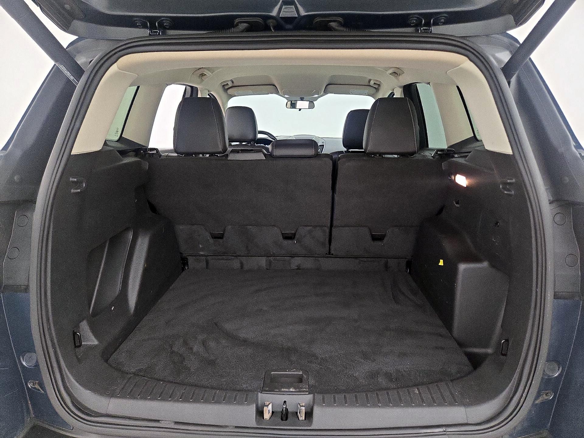 Thumbnail: 2019 Ford Escape - 20