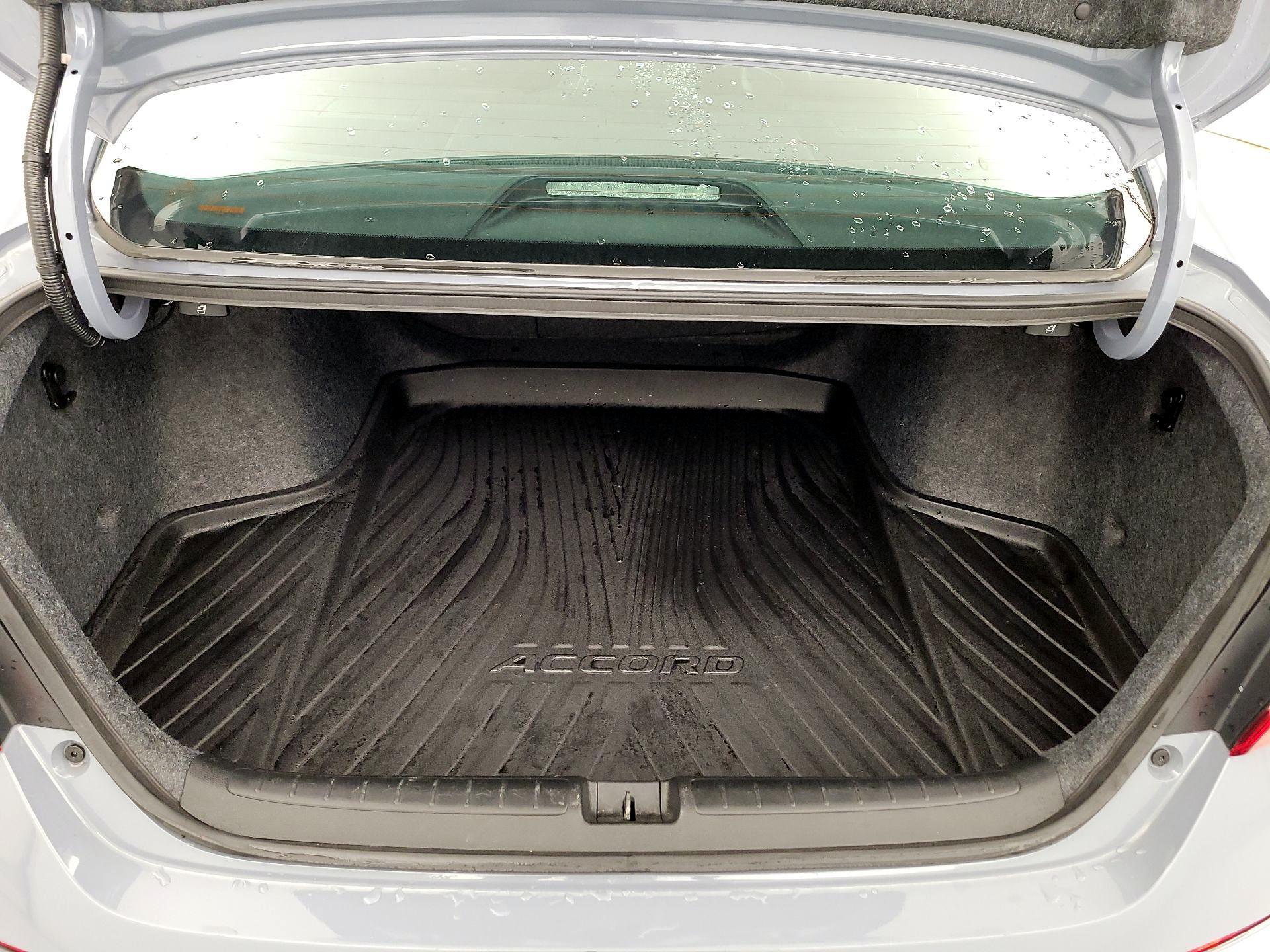 Thumbnail: 2022 Honda Accord - 16