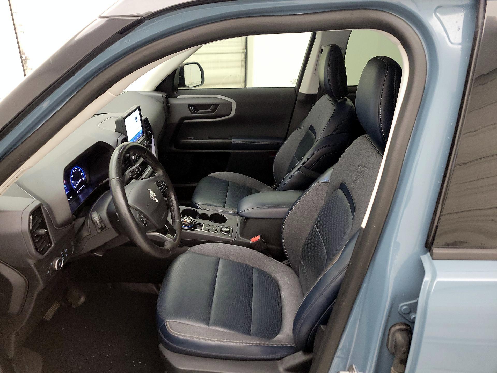 Thumbnail: 2021 Ford Bronco Sport - 11