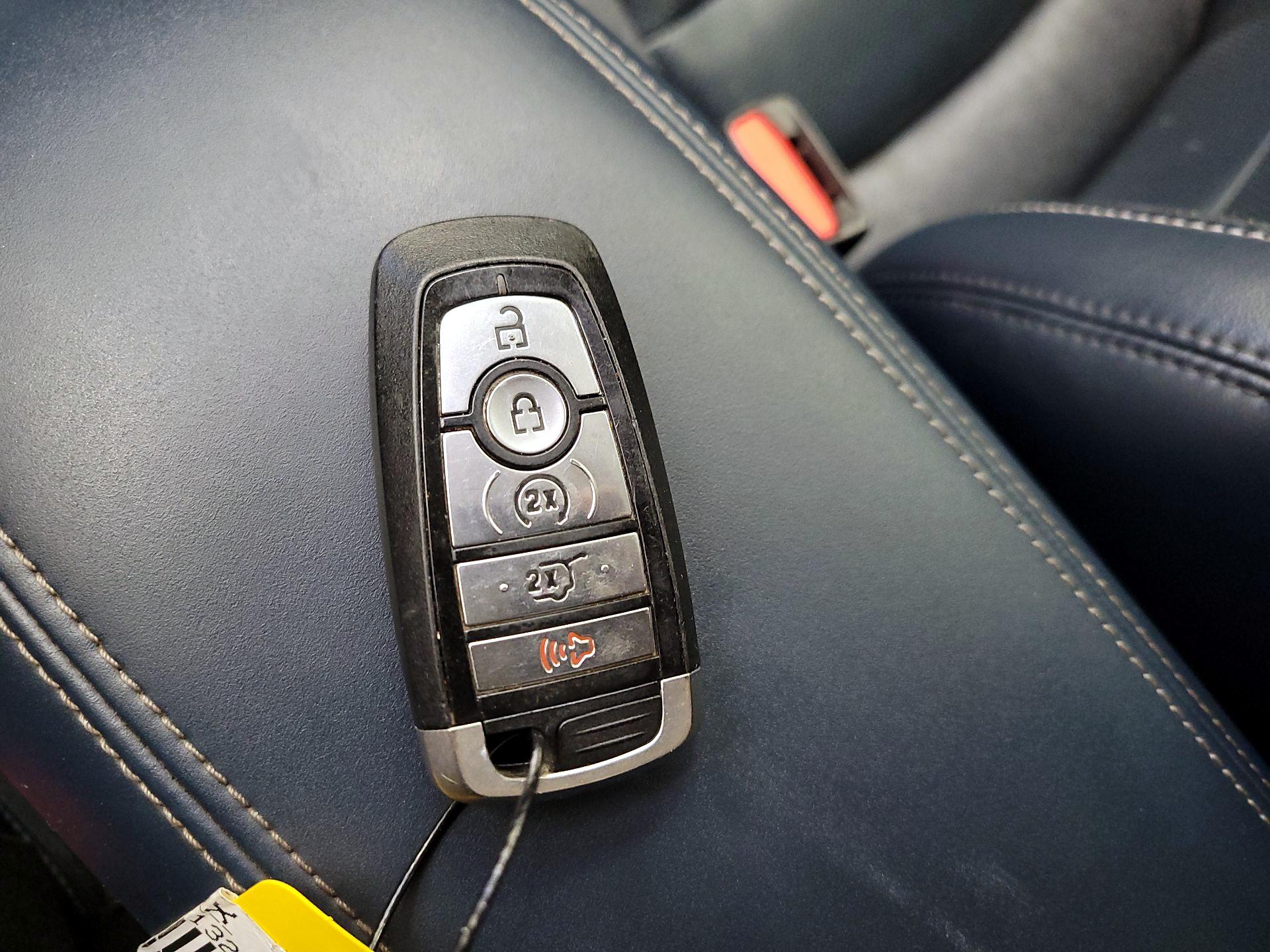 Thumbnail: 2021 Ford Bronco Sport - 18