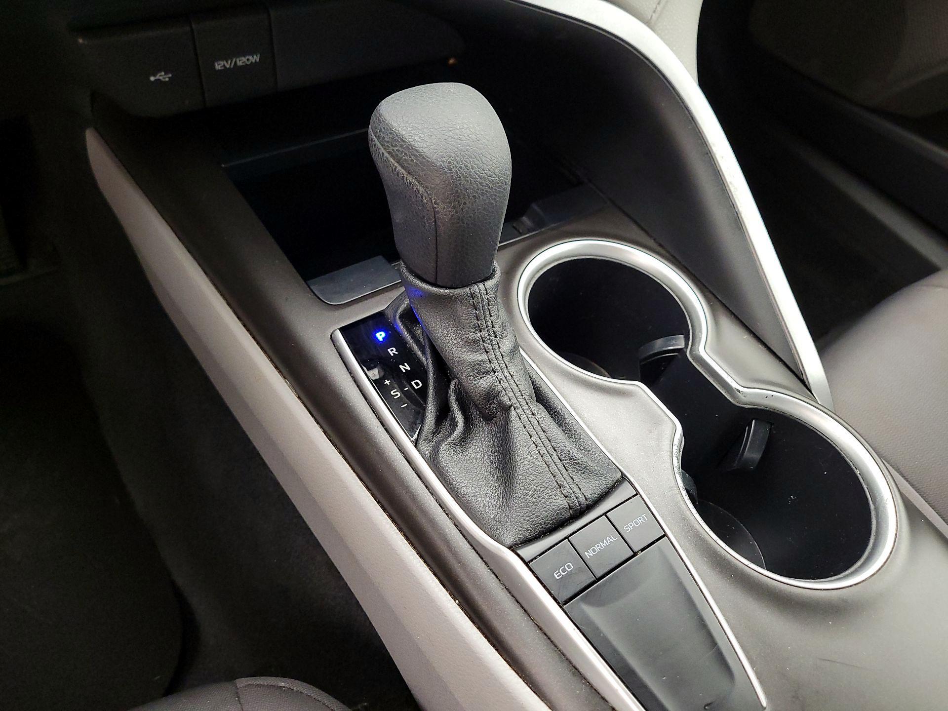 Thumbnail: 2023 Toyota Camry - 17