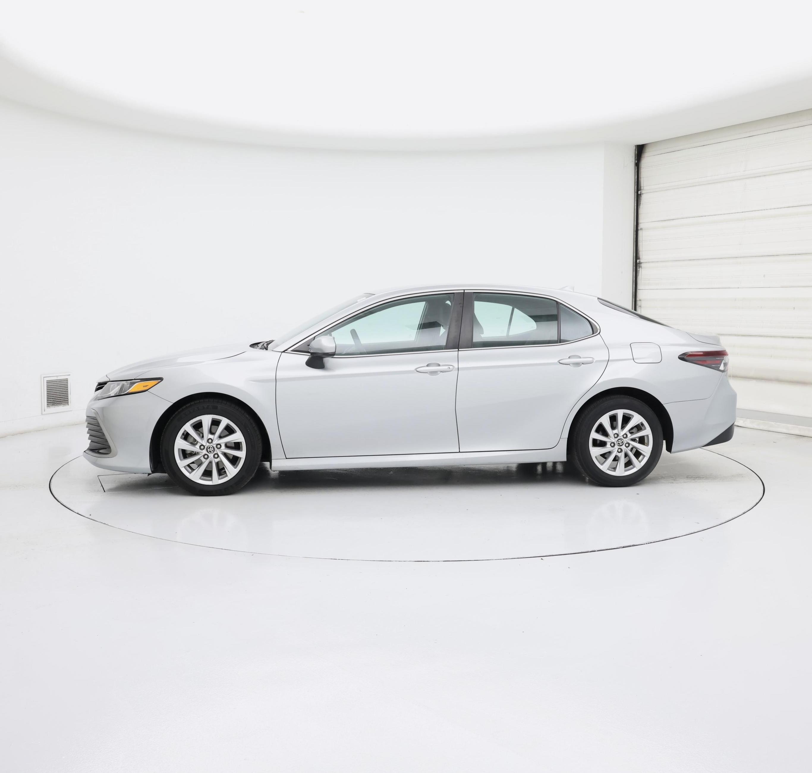 Thumbnail: 2023 Toyota Camry - 3