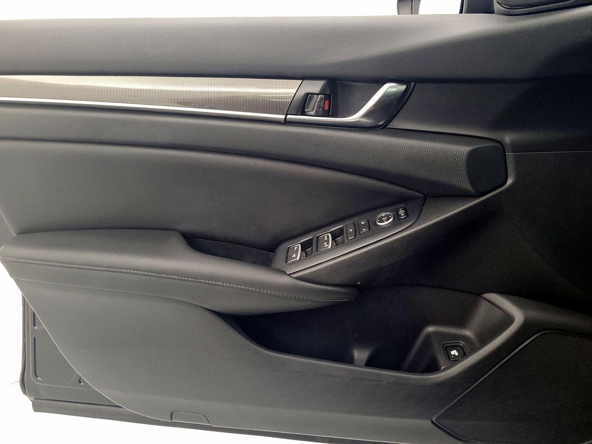 Thumbnail: 2022 Honda Accord - 12