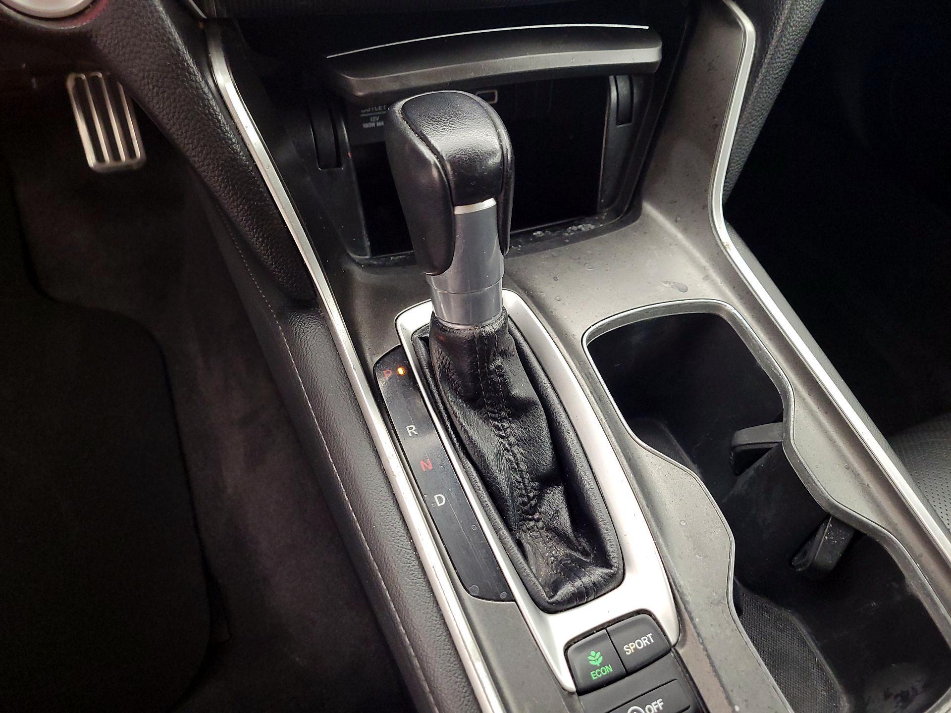 Thumbnail: 2022 Honda Accord - 17