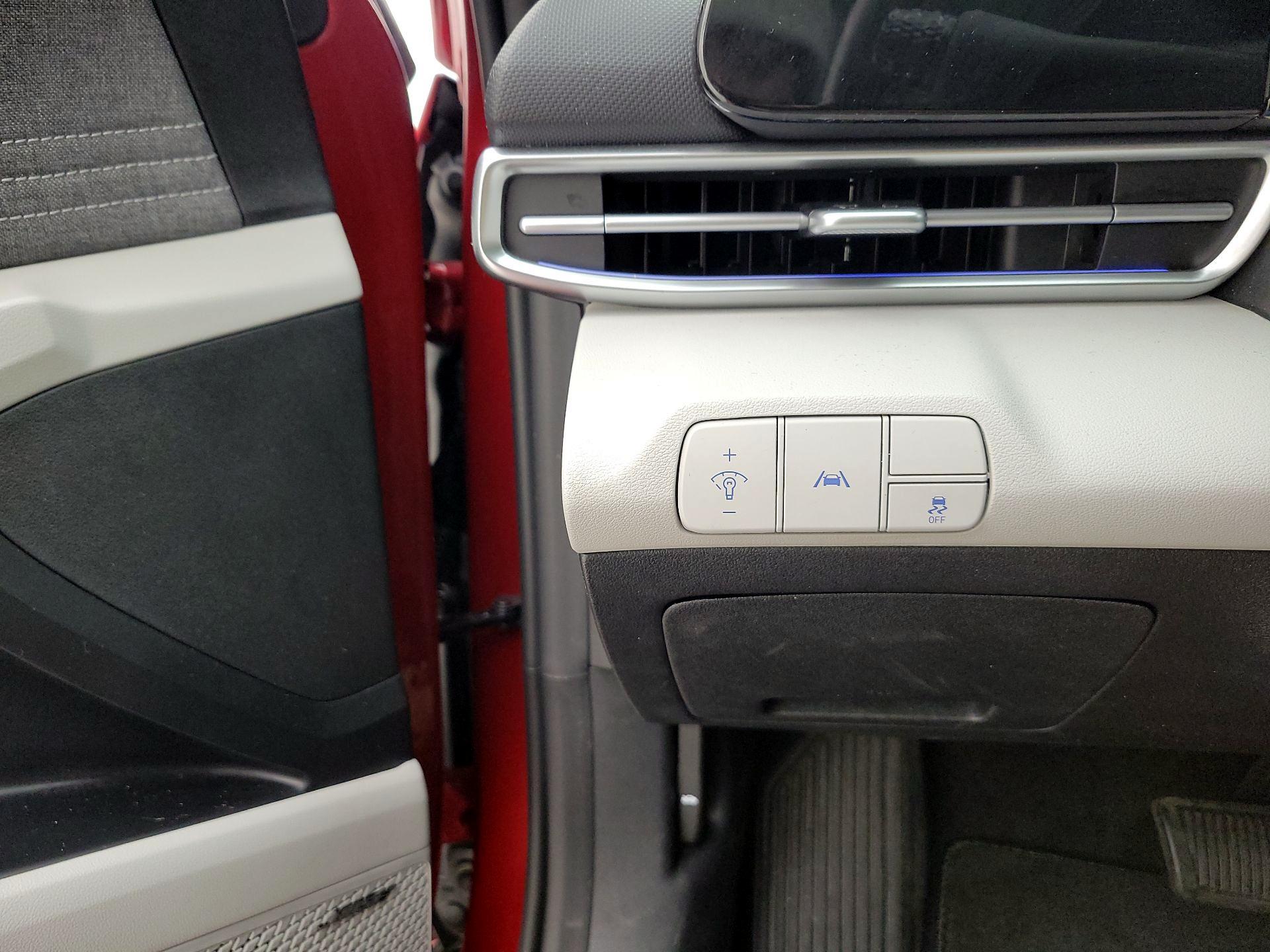 Thumbnail: 2023 Hyundai Elantra - 13