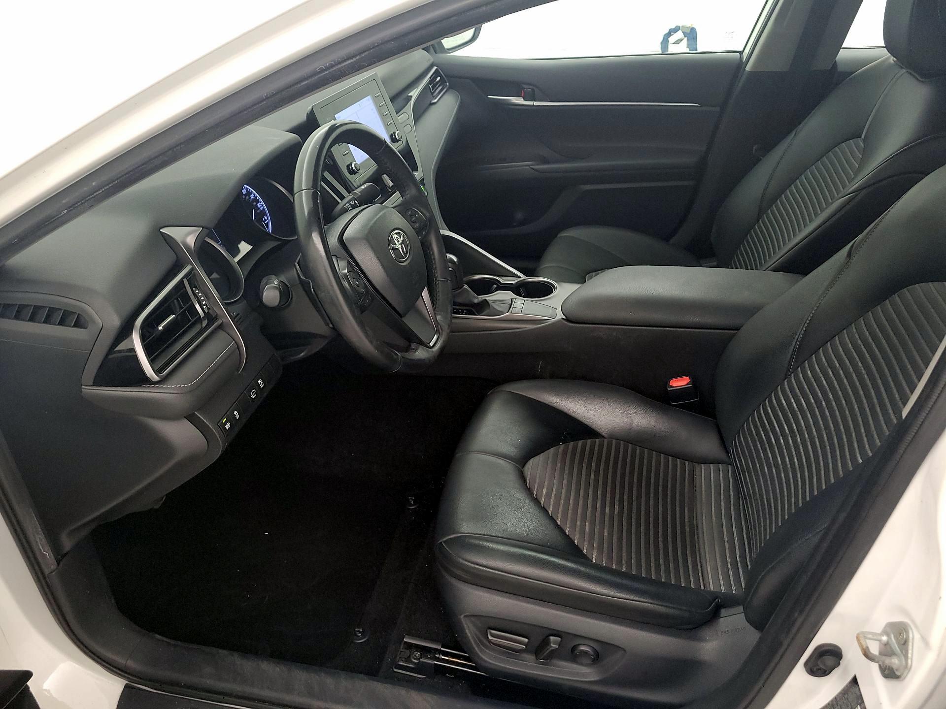 Thumbnail: 2024 Toyota Camry - 11