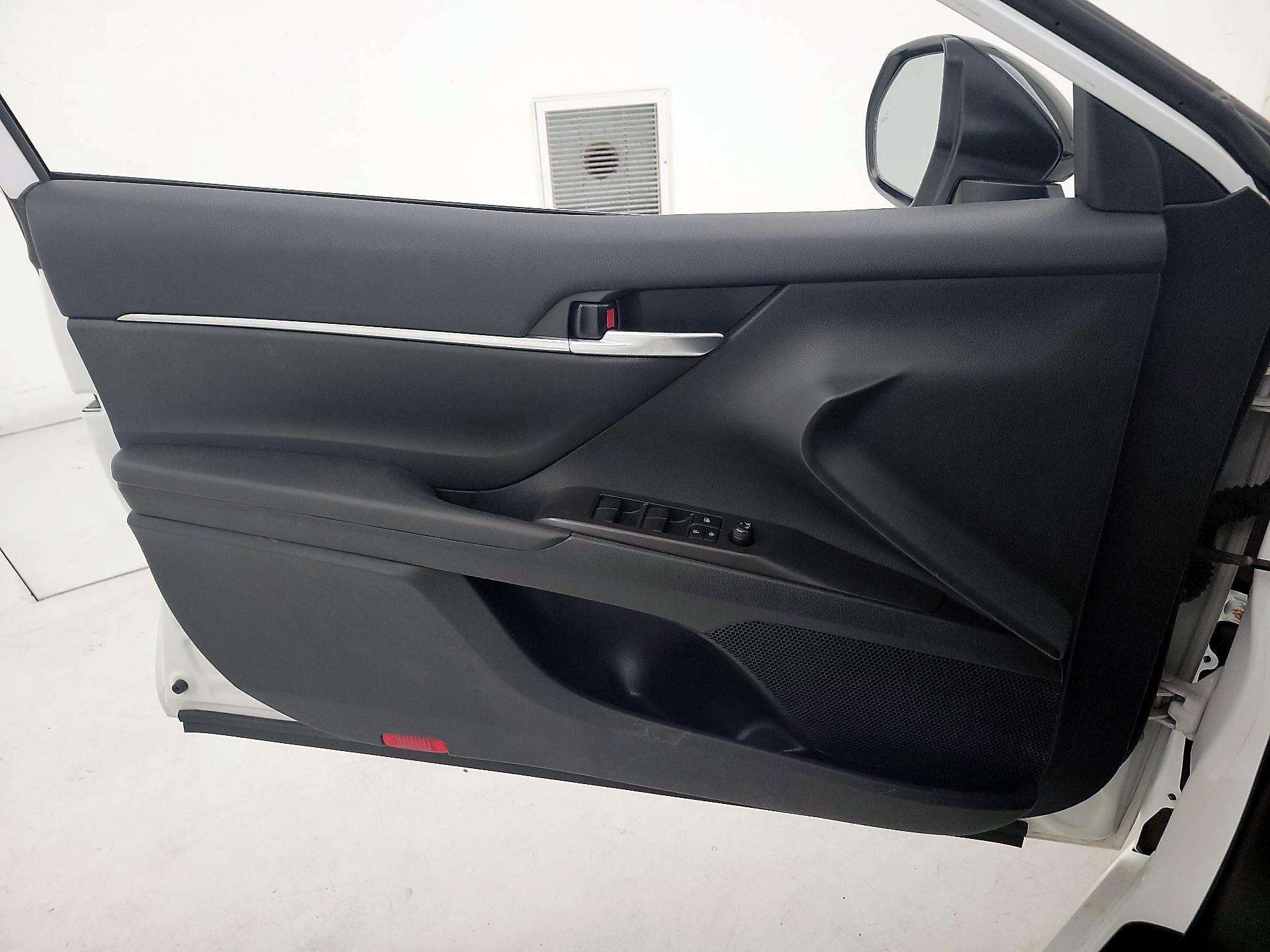 Thumbnail: 2024 Toyota Camry - 12